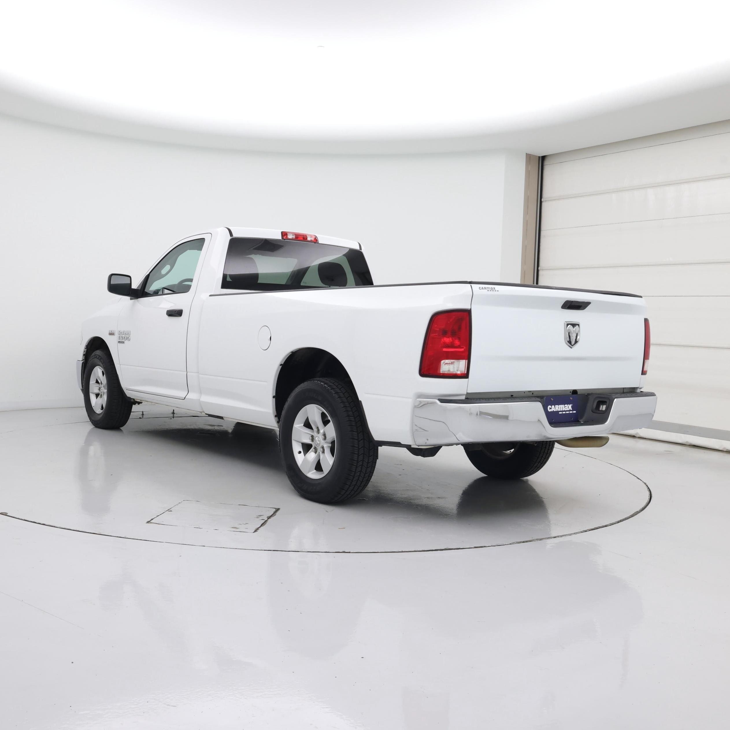 Thumbnail: 2022 RAM 1500 Classic - 2