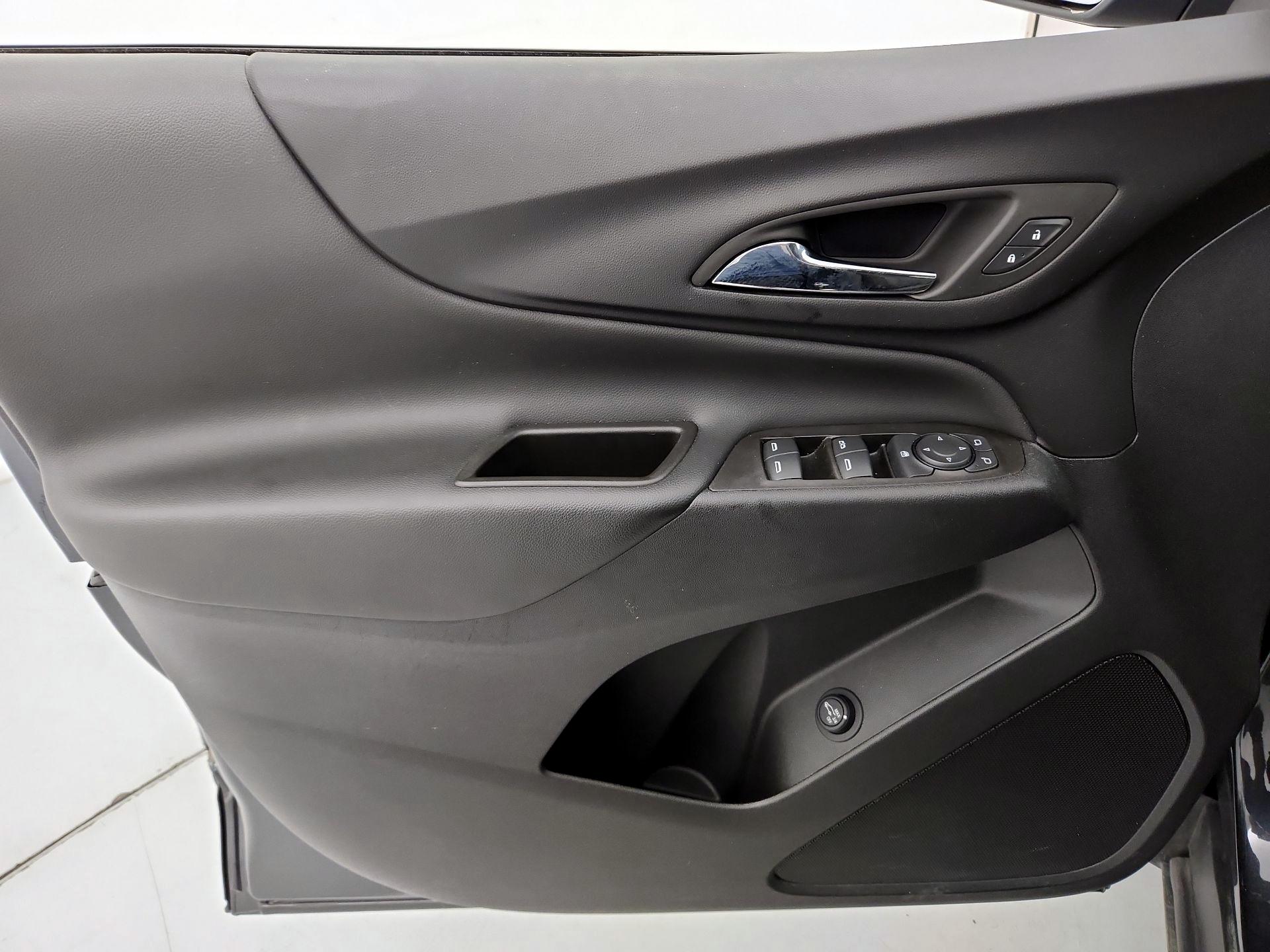Thumbnail: 2023 Chevrolet Equinox - 12