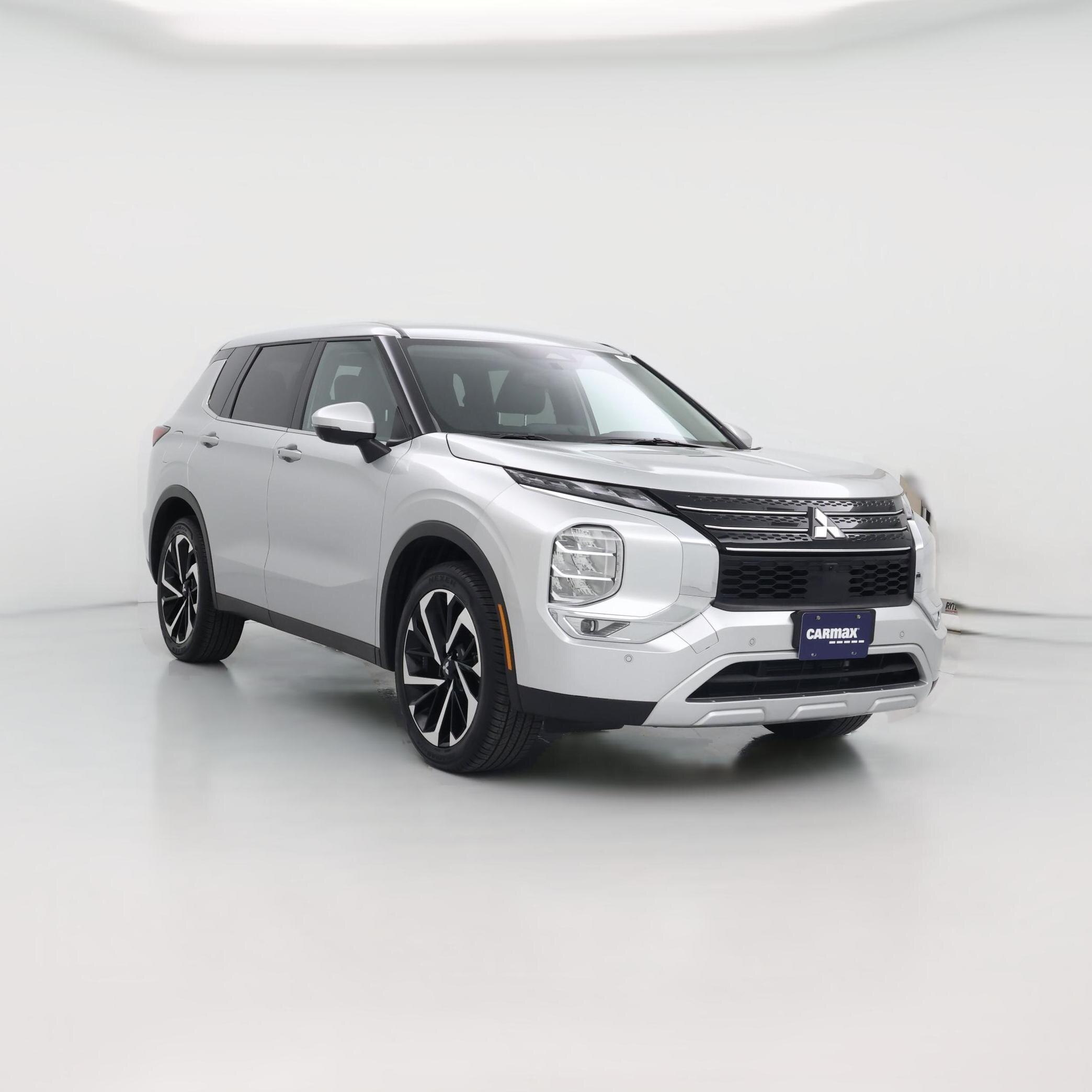 Thumbnail: 2024 Mitsubishi Outlander - 1