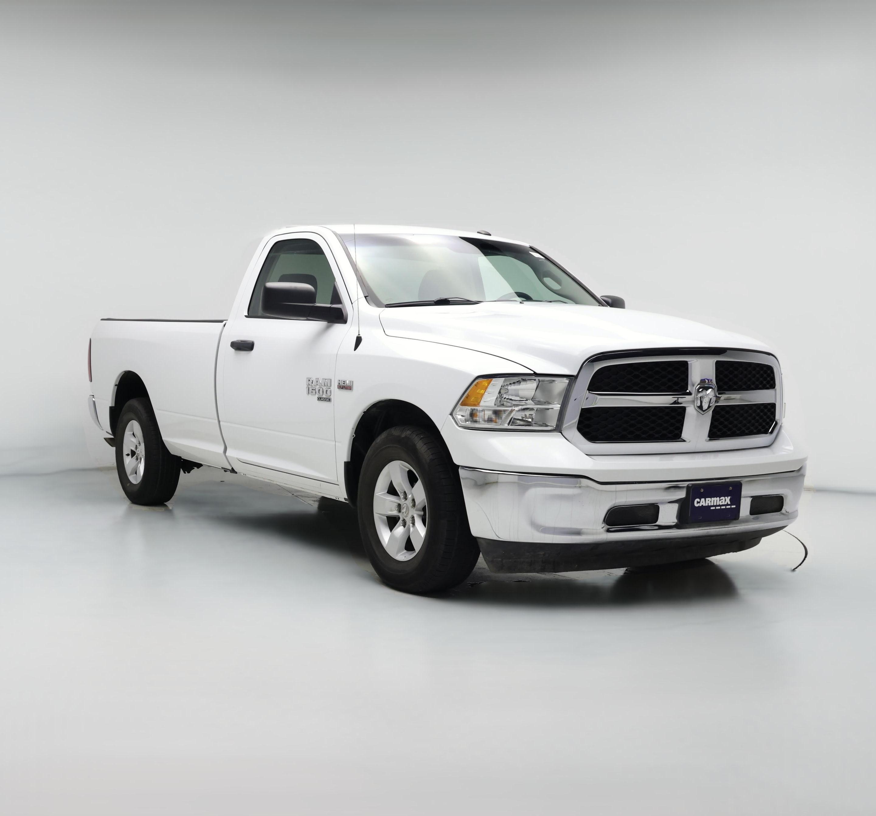 Thumbnail: 2022 RAM 1500 Classic - 1