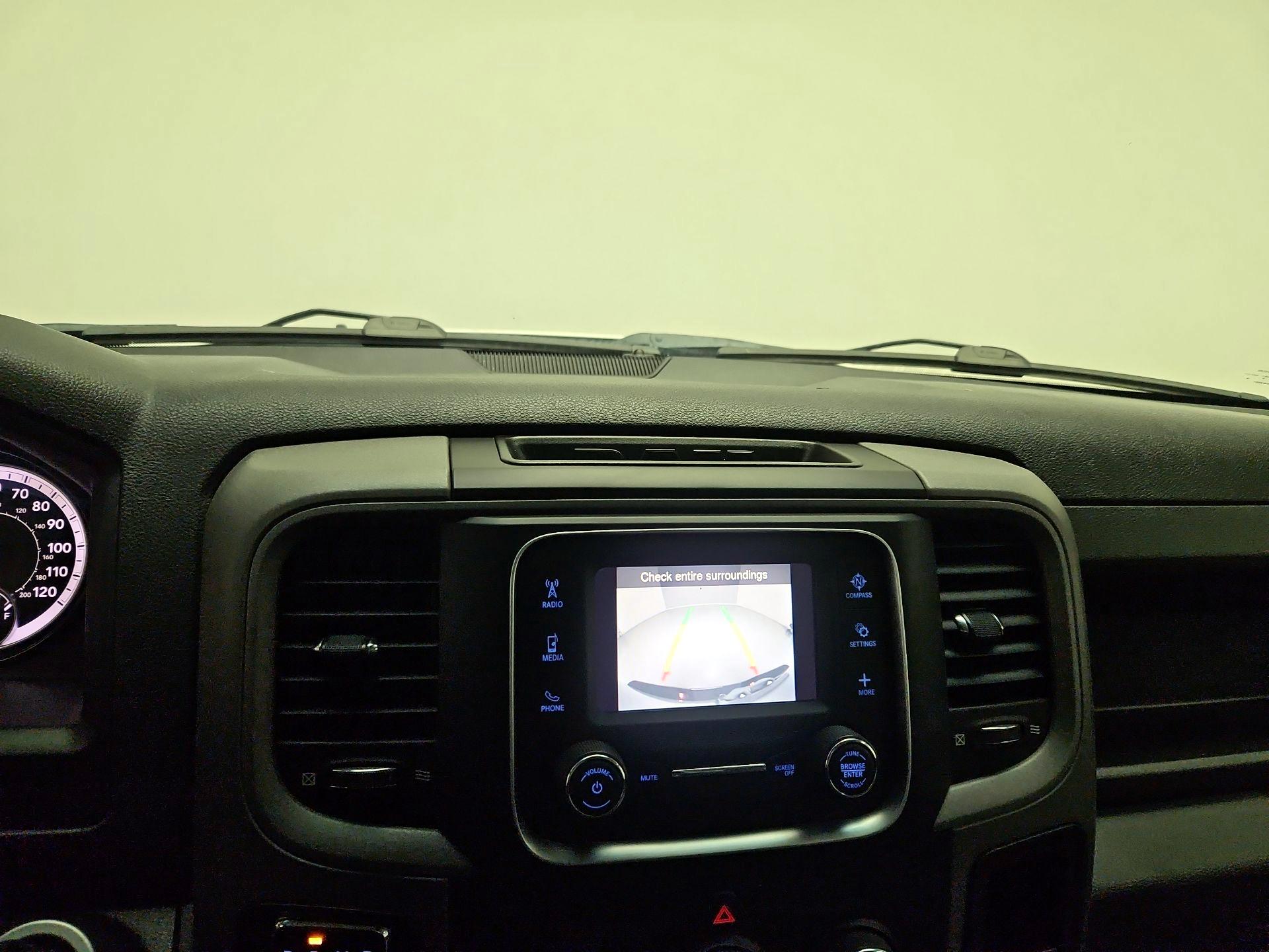 Thumbnail: 2022 RAM 1500 Classic - 13
