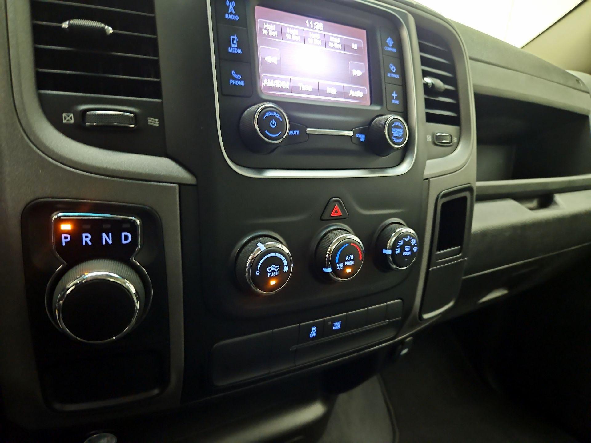 Thumbnail: 2022 RAM 1500 Classic - 15