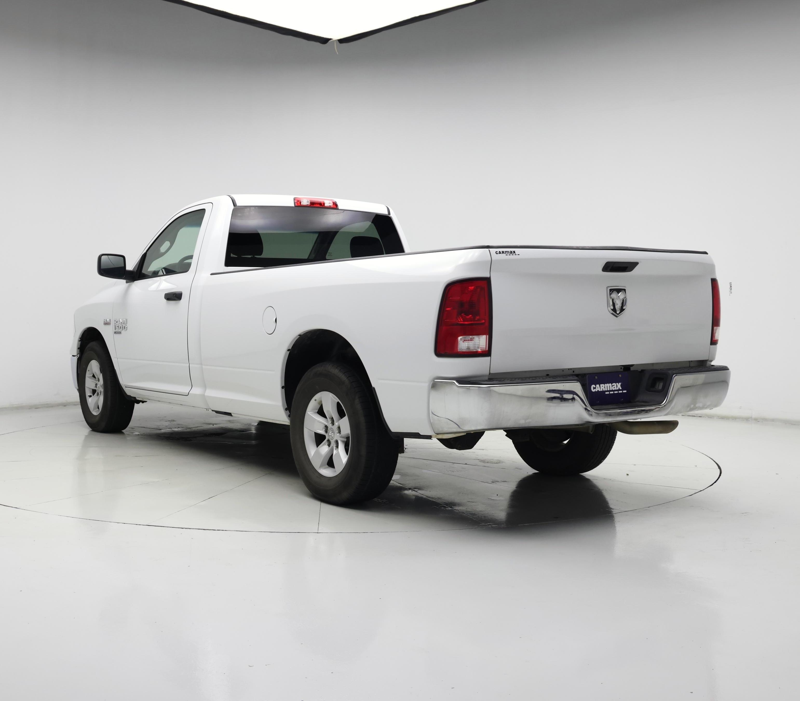 Thumbnail: 2022 RAM 1500 Classic - 2