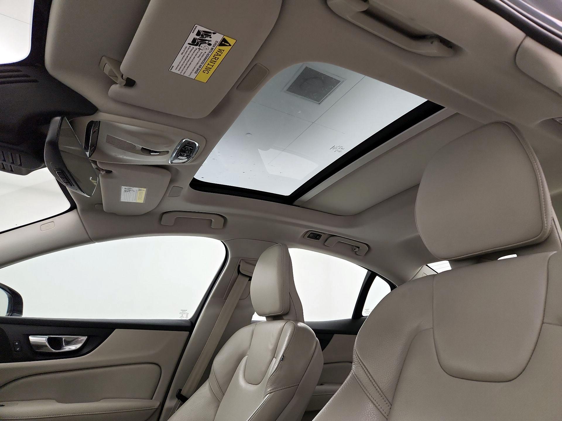 Thumbnail: 2021 Volvo S60 - 20