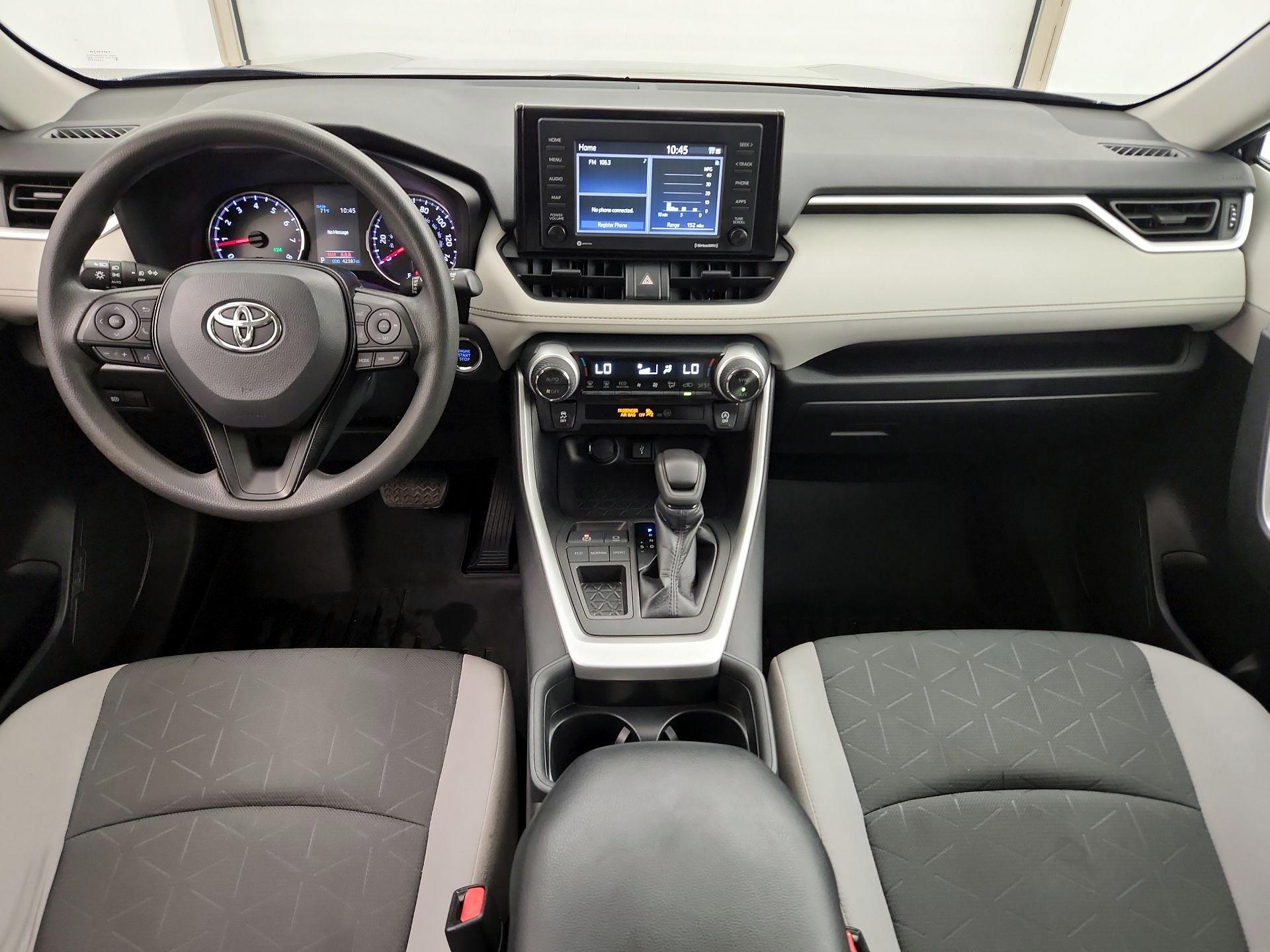 Thumbnail: 2021 Toyota RAV4 - 9