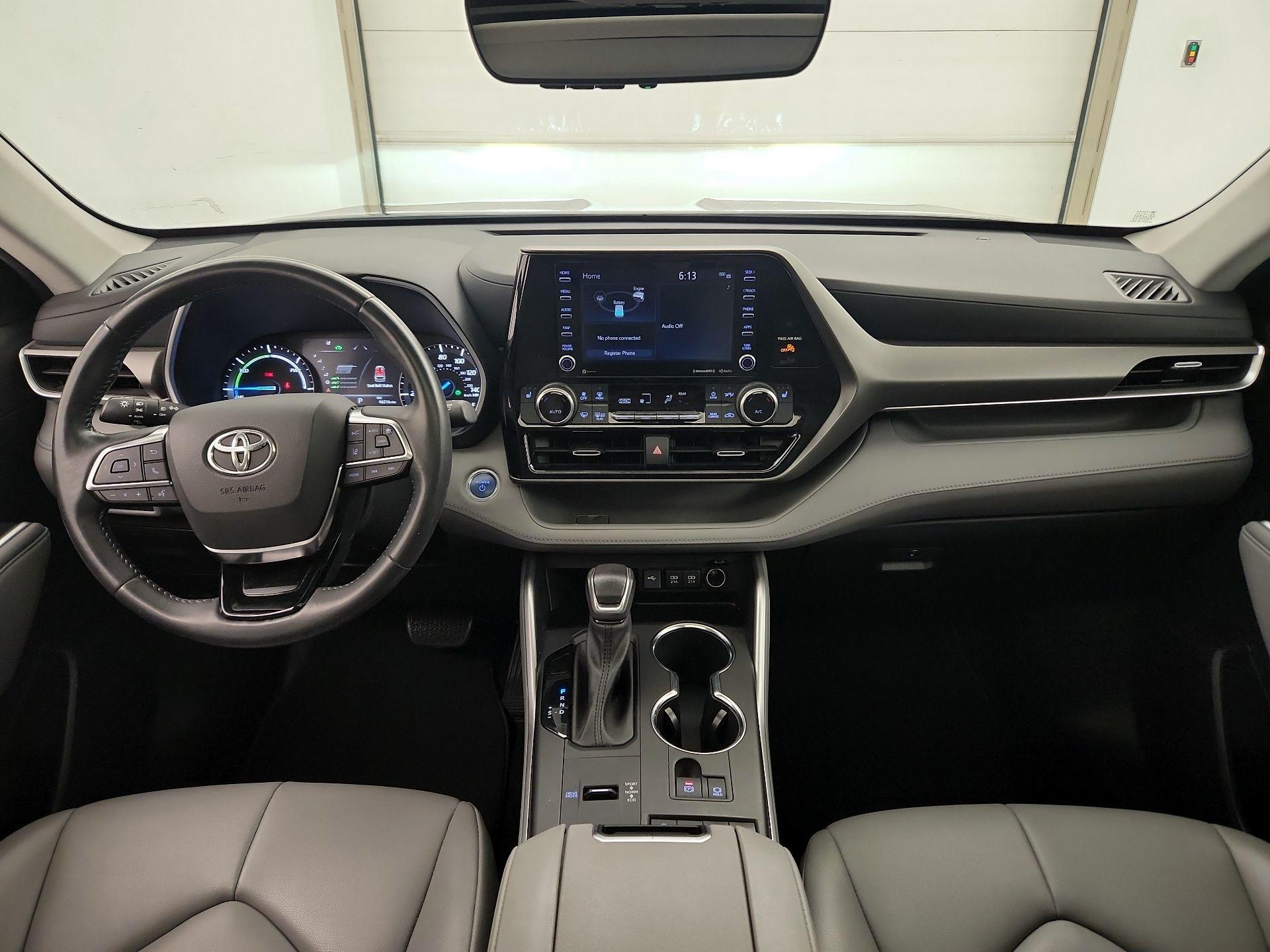 Thumbnail: 2021 Toyota Highlander - 9