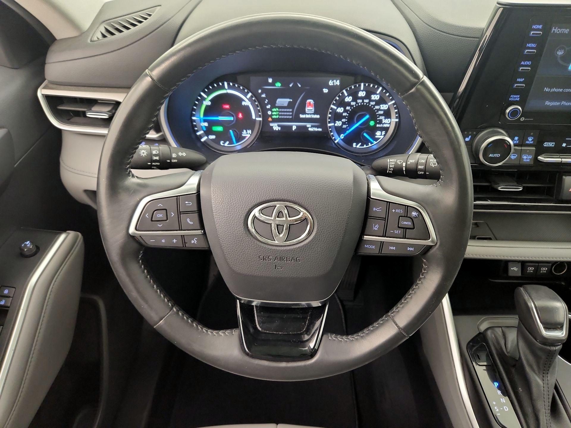 Thumbnail: 2021 Toyota Highlander - 10