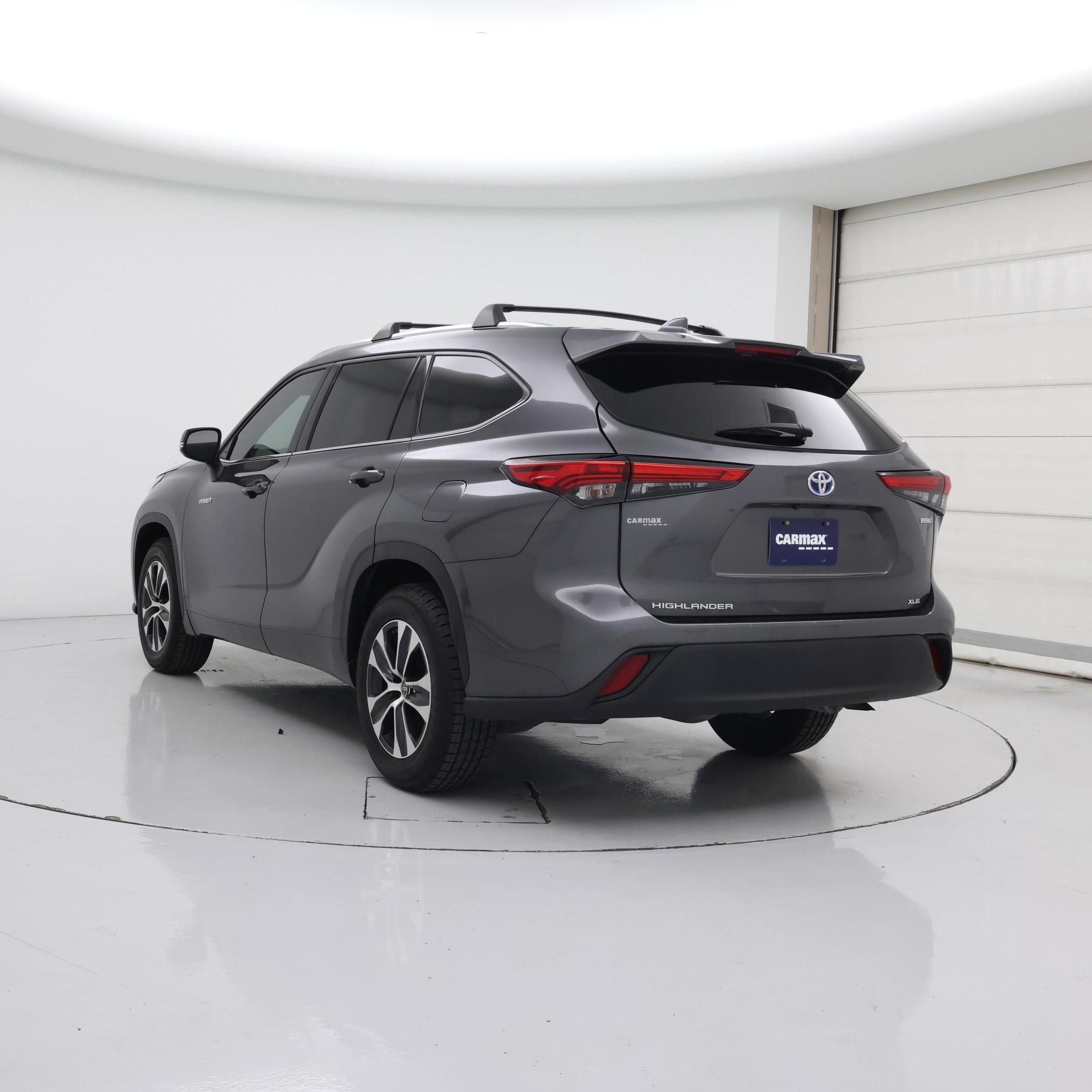Thumbnail: 2021 Toyota Highlander - 2