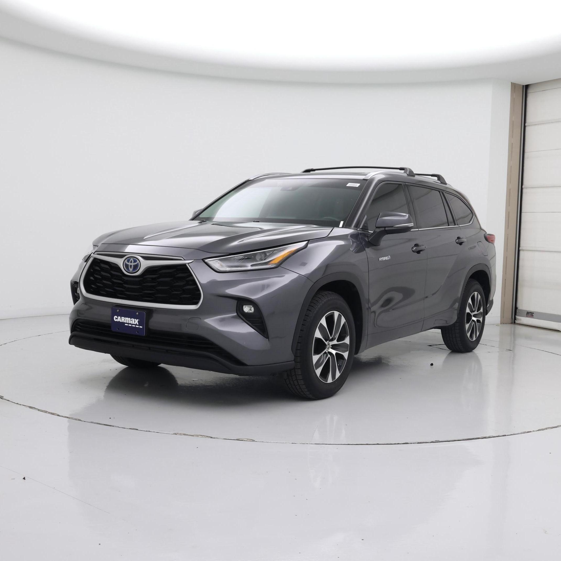 Thumbnail: 2021 Toyota Highlander - 4