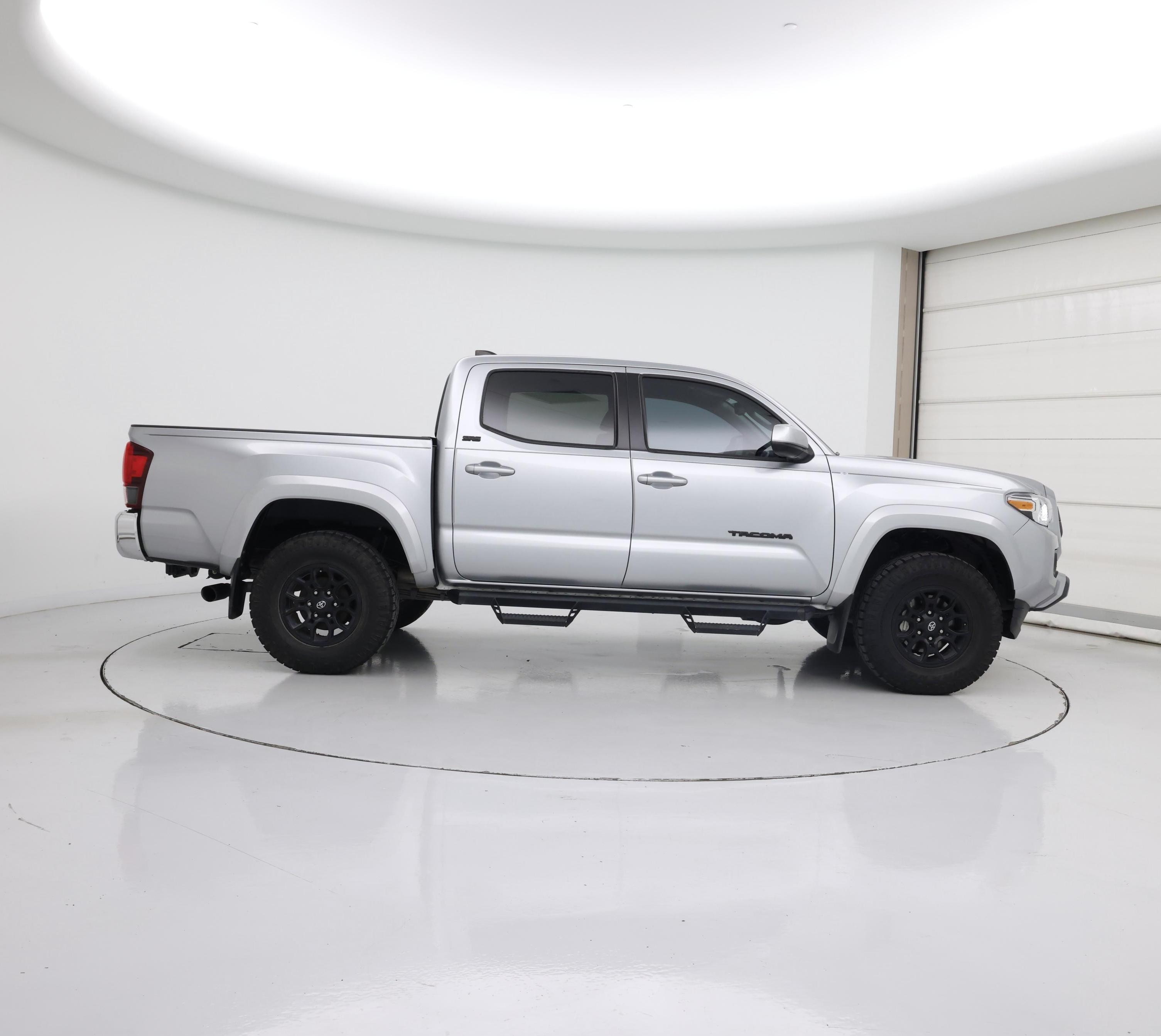 Thumbnail: 2022 Toyota Tacoma - 7