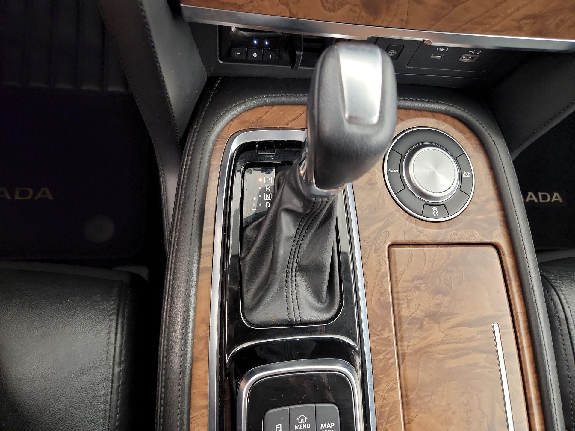 Thumbnail: 2022 Nissan Armada - 18