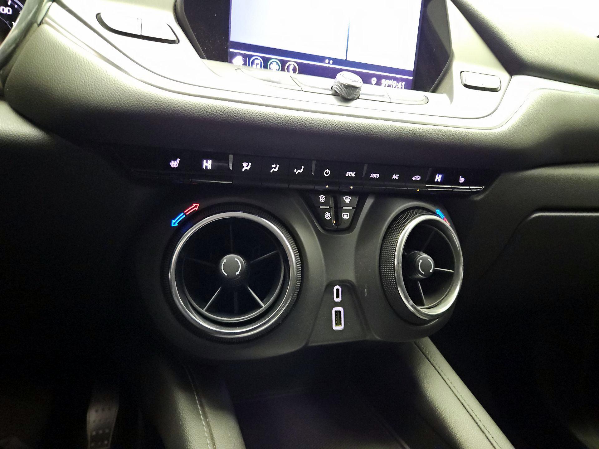 Thumbnail: 2020 Chevrolet Blazer - 15