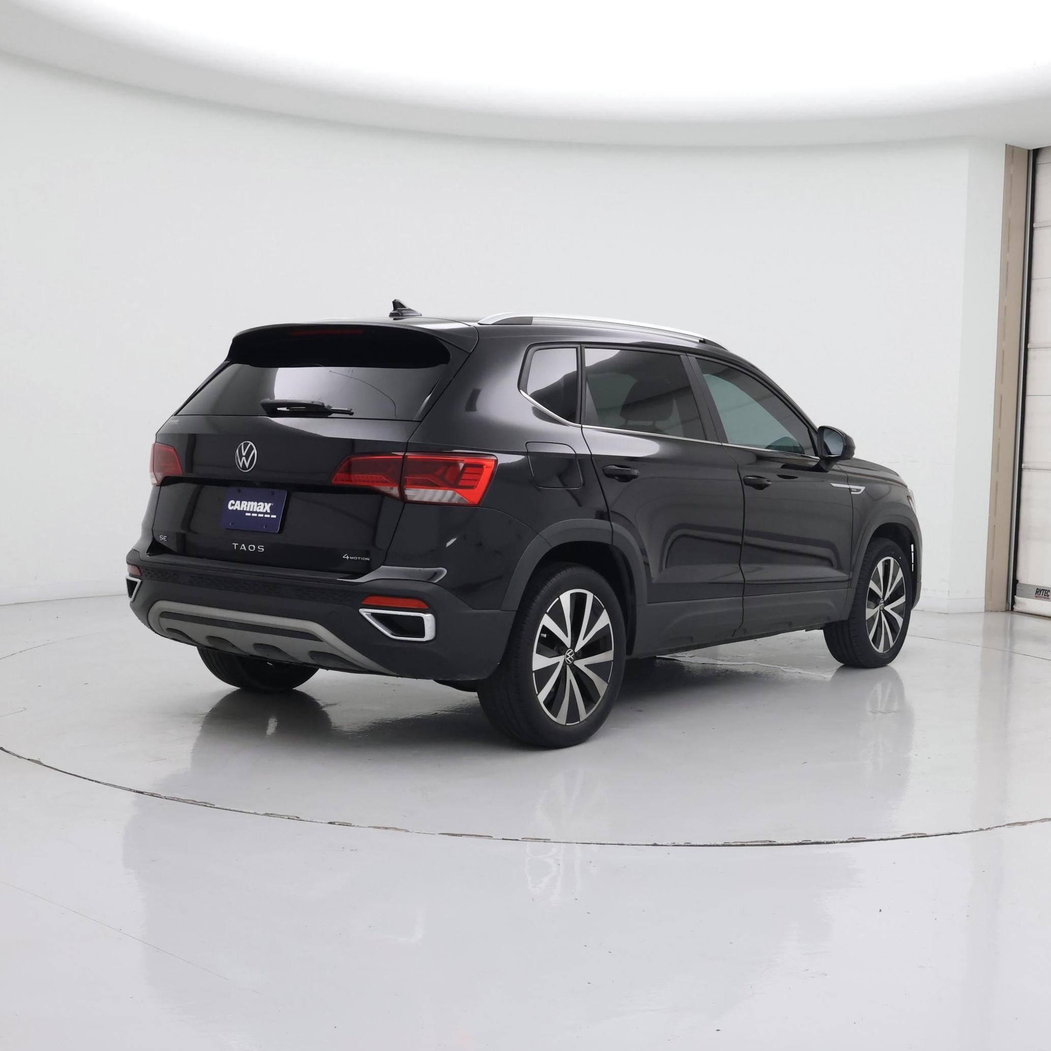 Thumbnail: 2022 Volkswagen Taos - 8