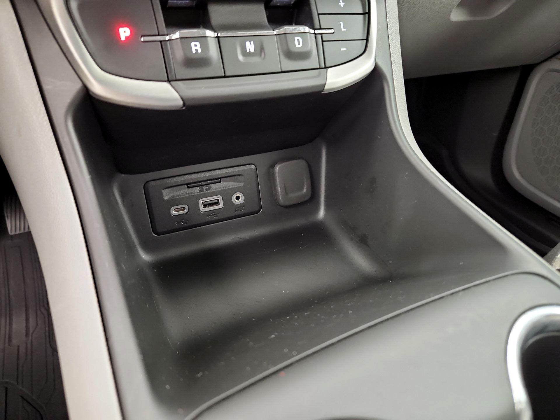 Thumbnail: 2023 GMC Terrain - 18