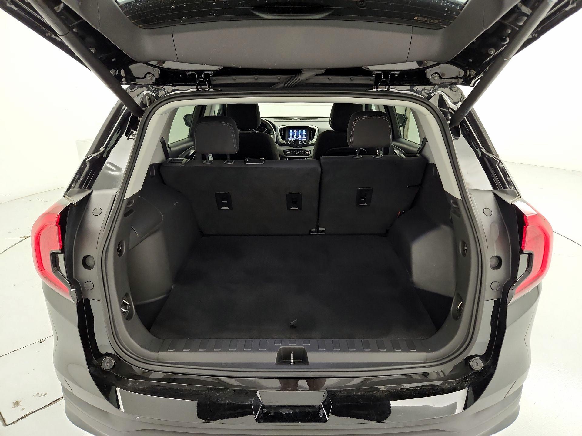 Thumbnail: 2023 GMC Terrain - 20