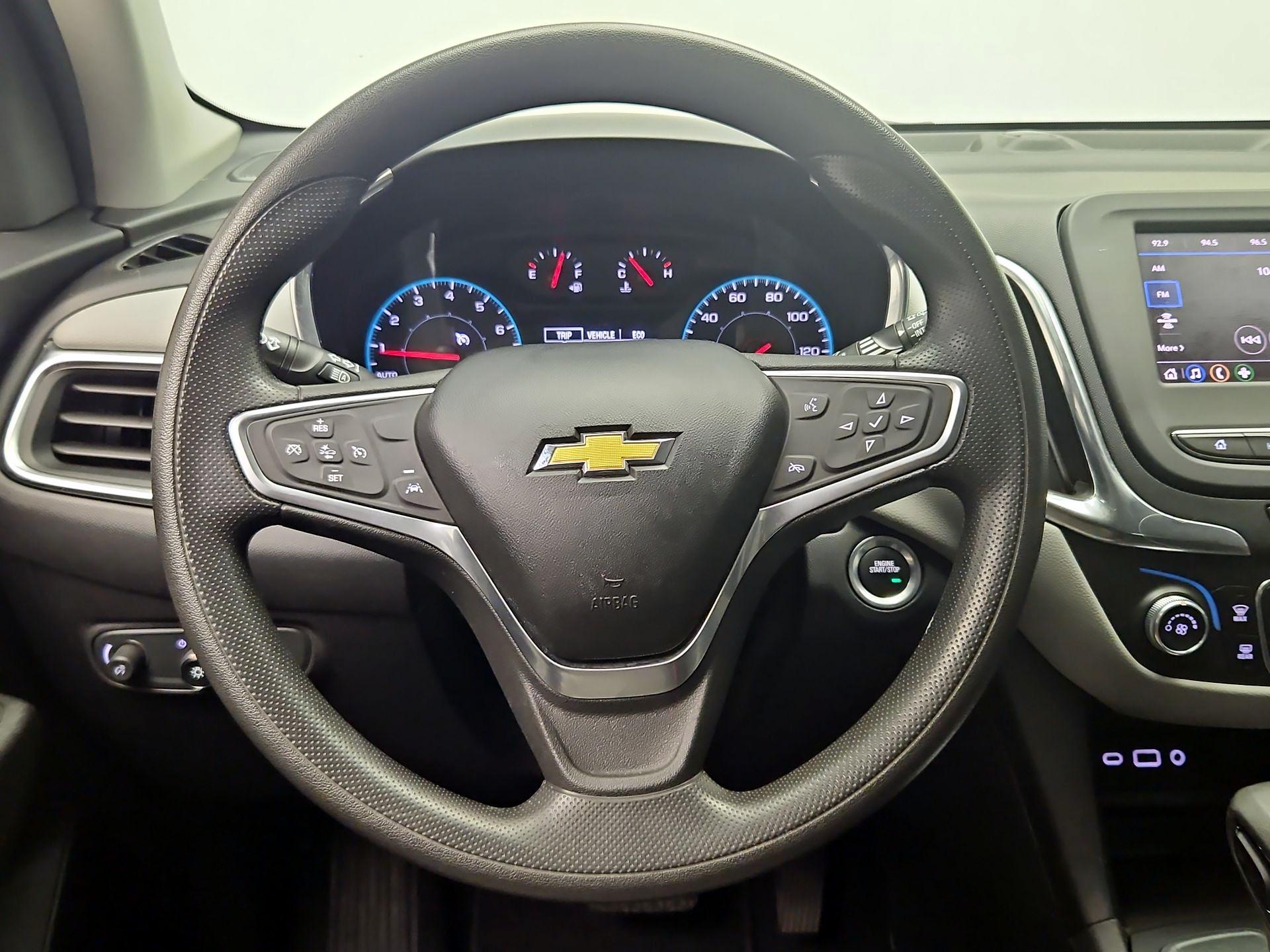 Thumbnail: 2022 Chevrolet Equinox - 10