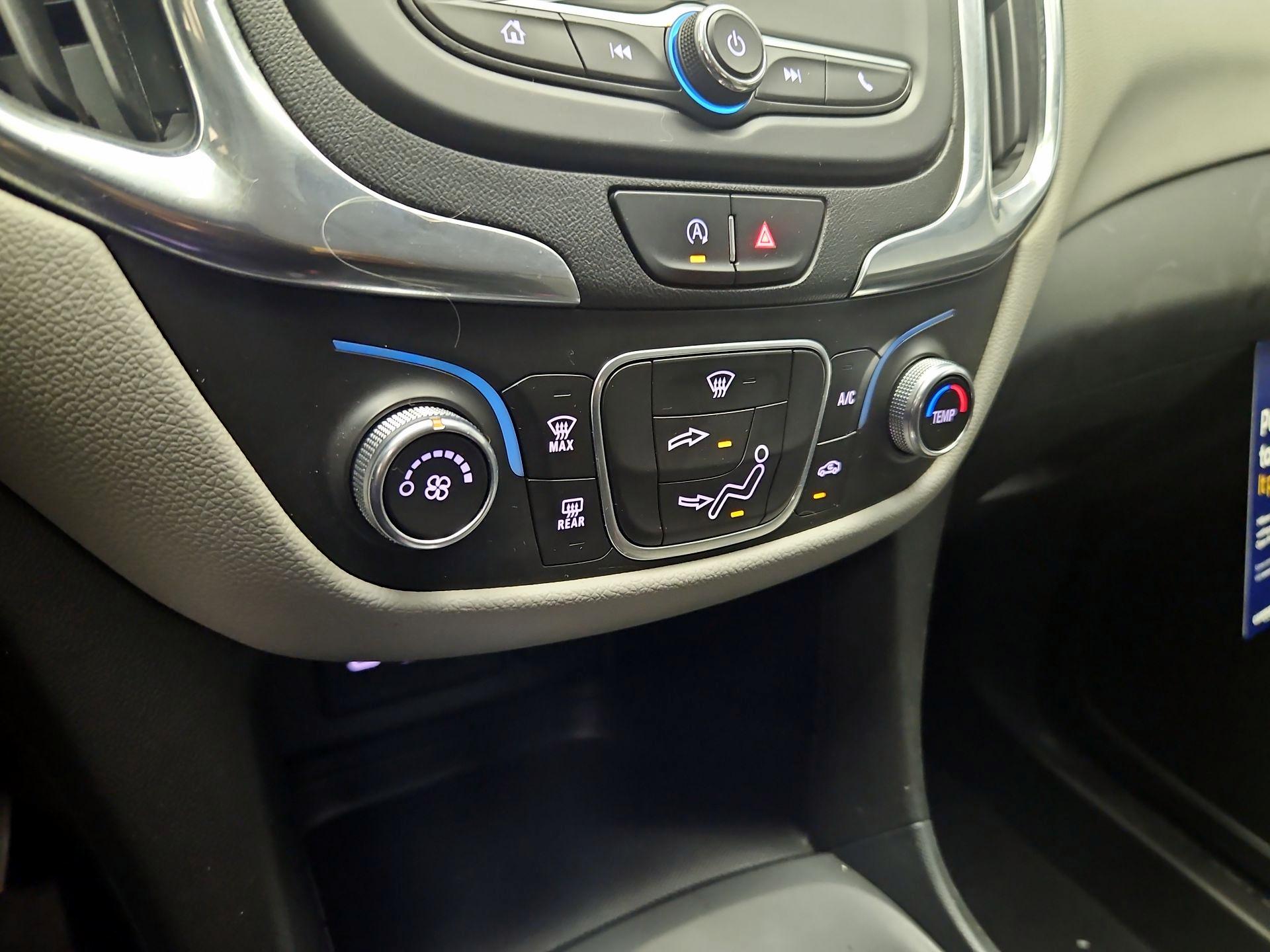 Thumbnail: 2022 Chevrolet Equinox - 16