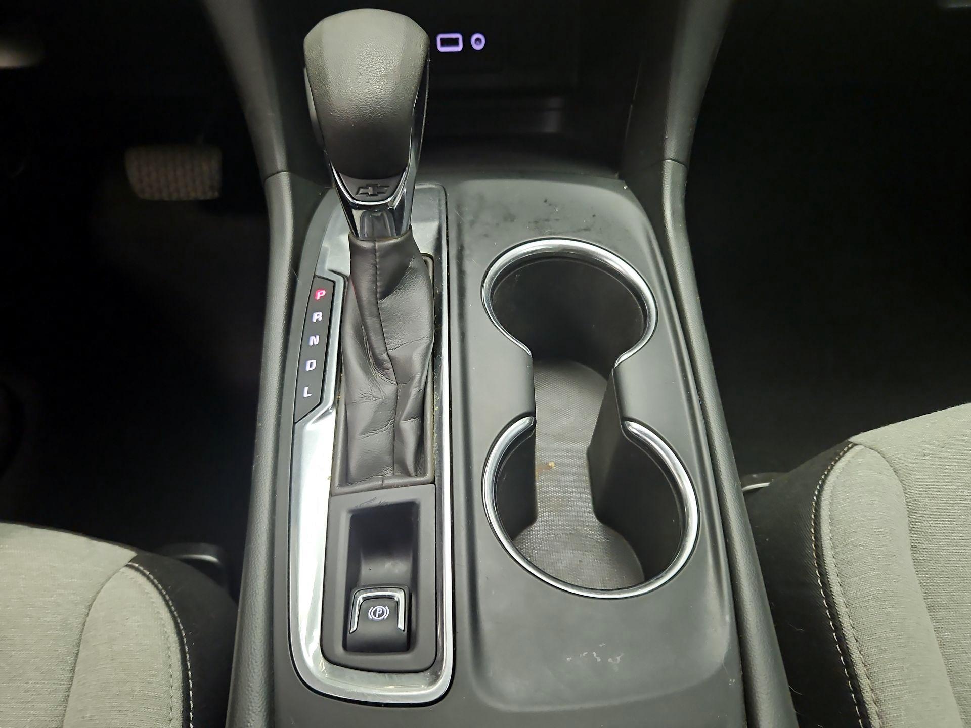 Thumbnail: 2022 Chevrolet Equinox - 17