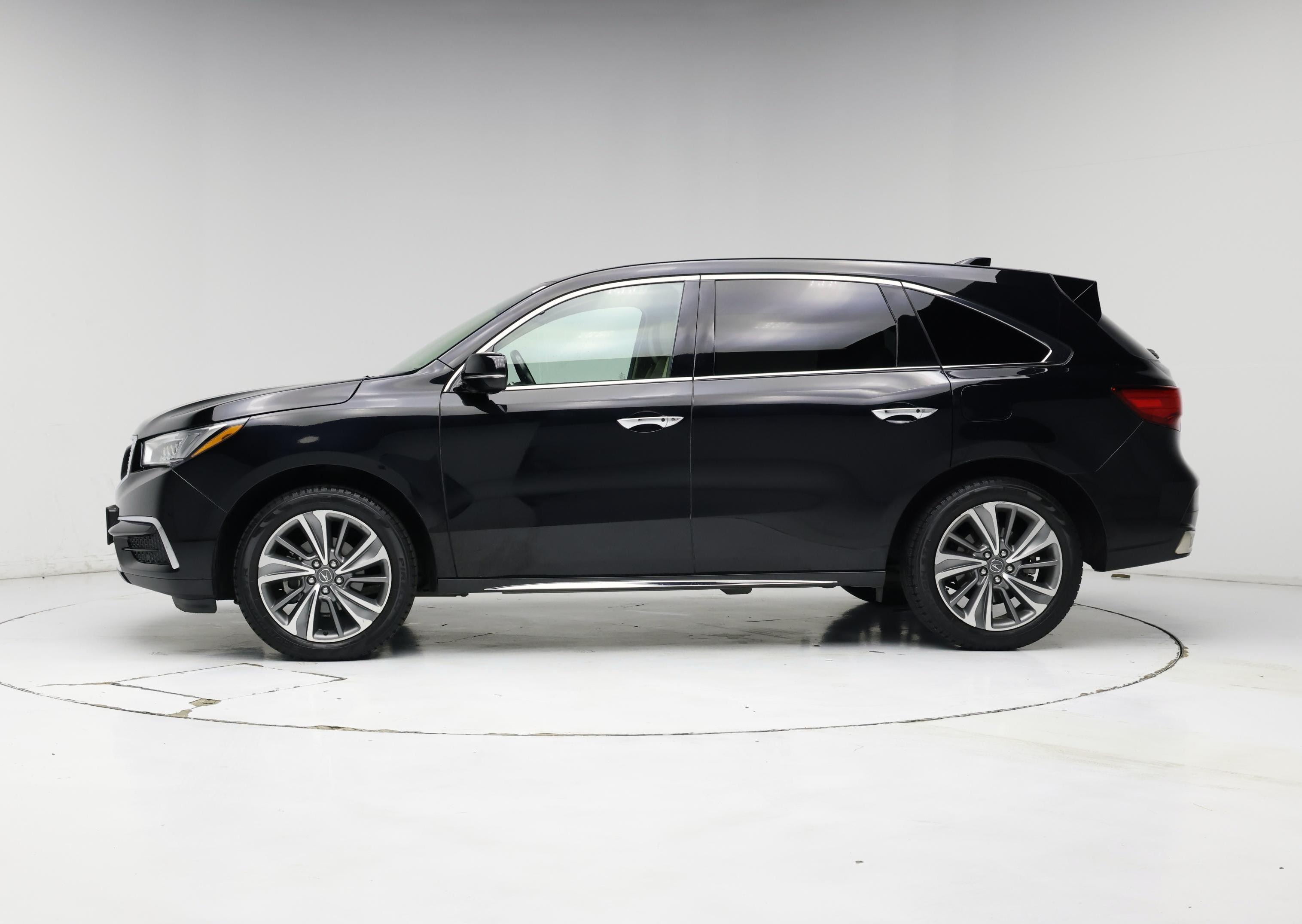Thumbnail: 2017 Acura MDX - 3