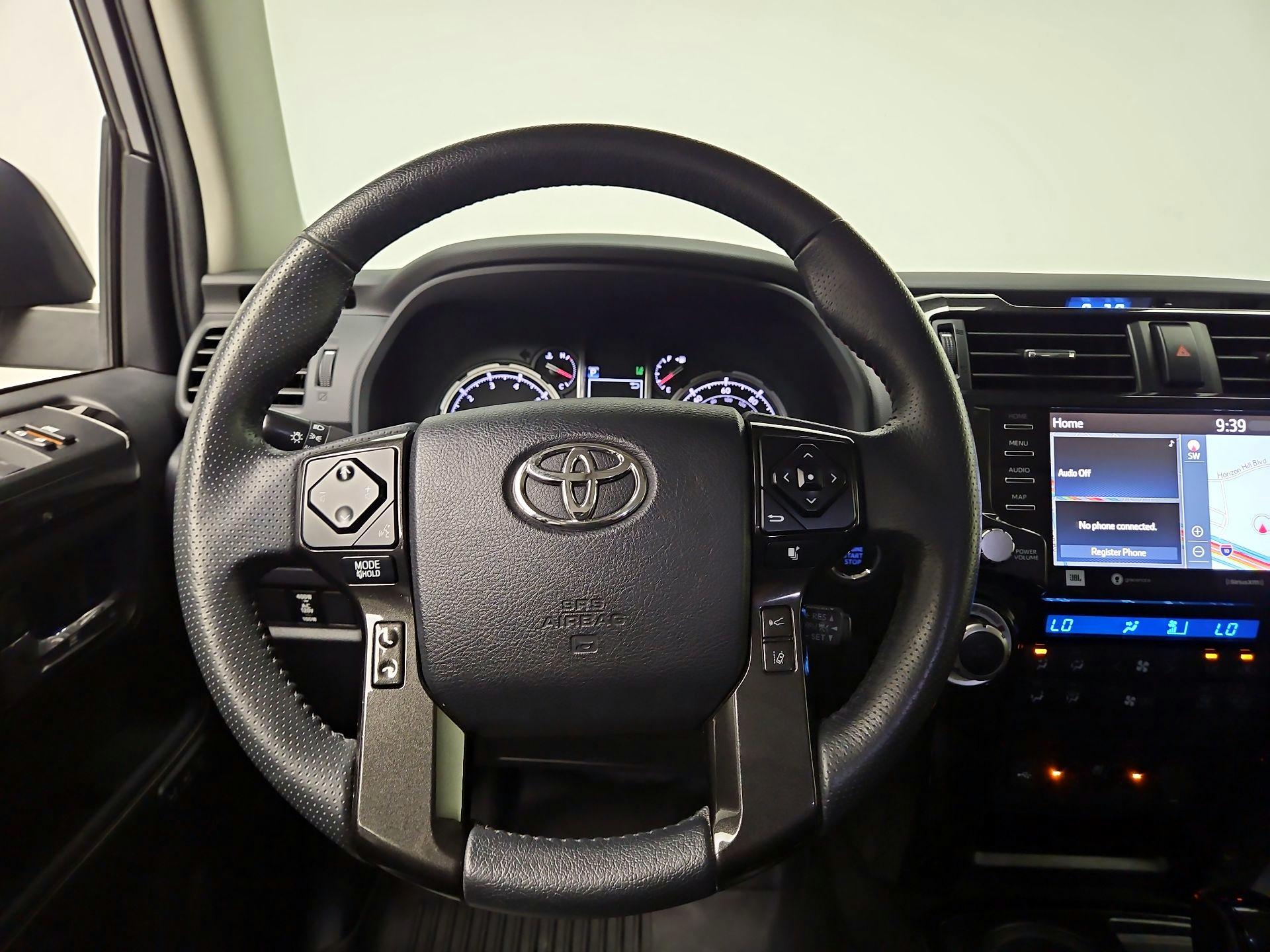 Thumbnail: 2021 Toyota 4Runner - 10