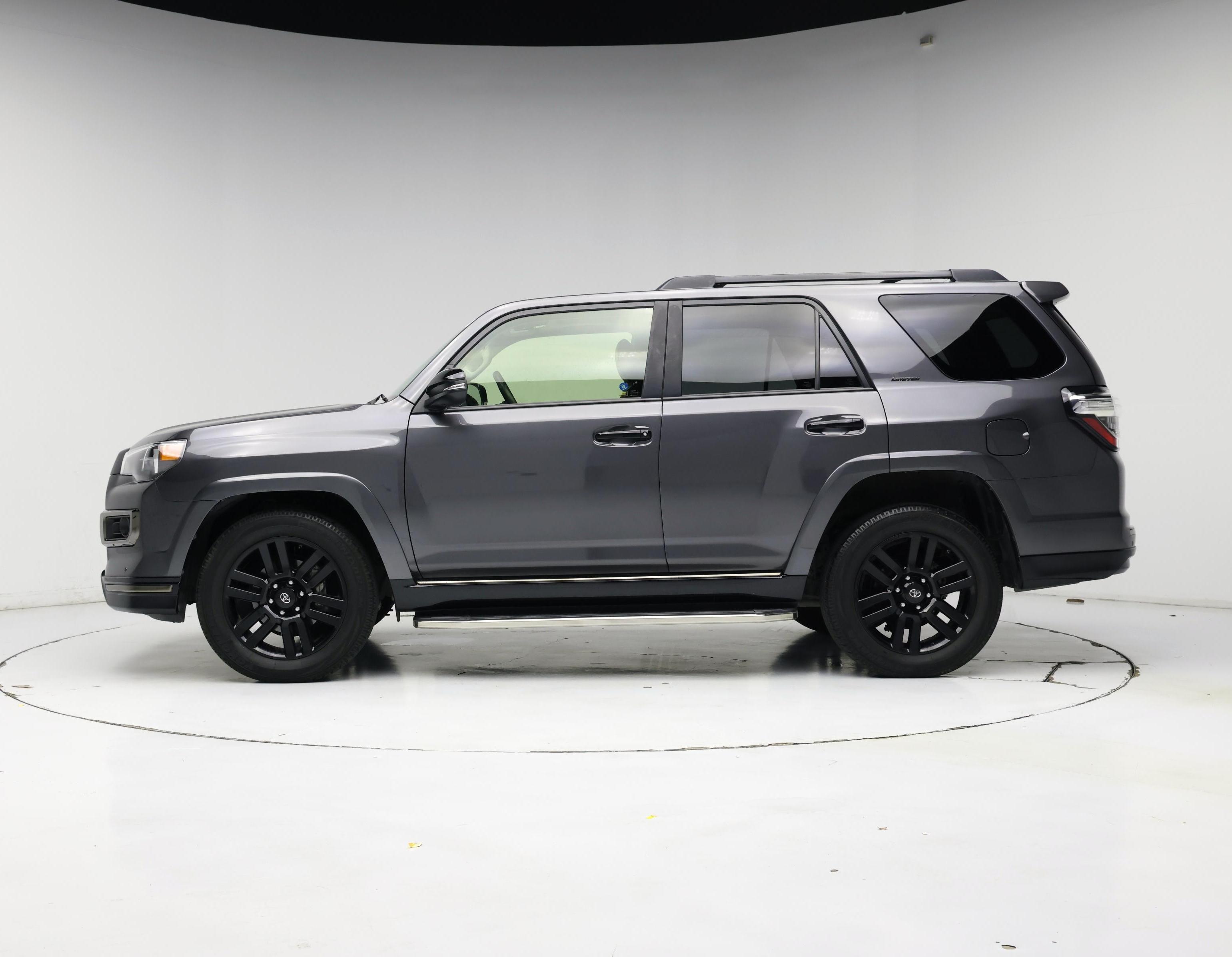 Thumbnail: 2021 Toyota 4Runner - 3