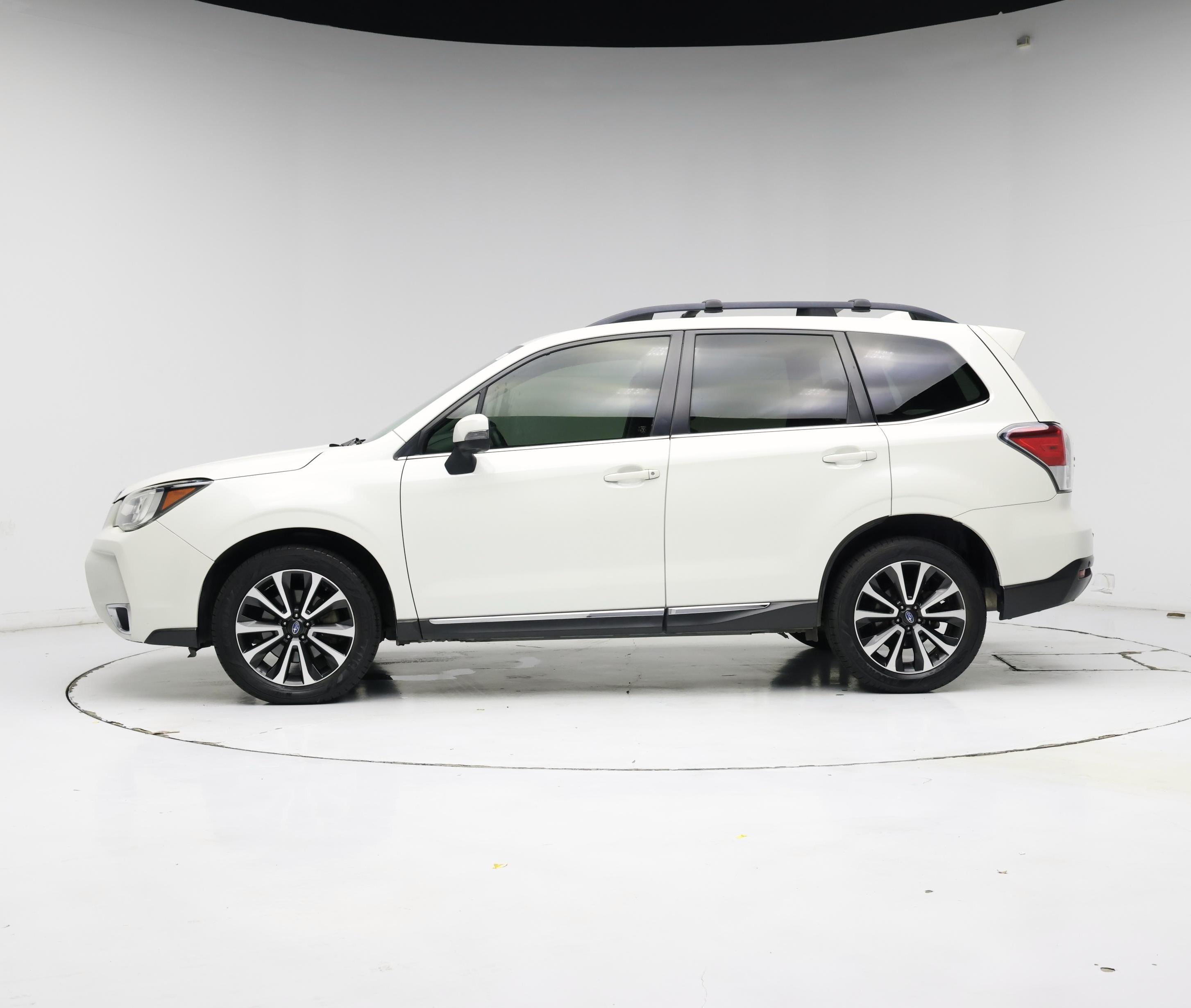 Thumbnail: 2017 Subaru Forester - 3
