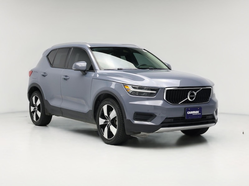 2020 Volvo XC40 T4 Momentum -
                  San Antonio, TX