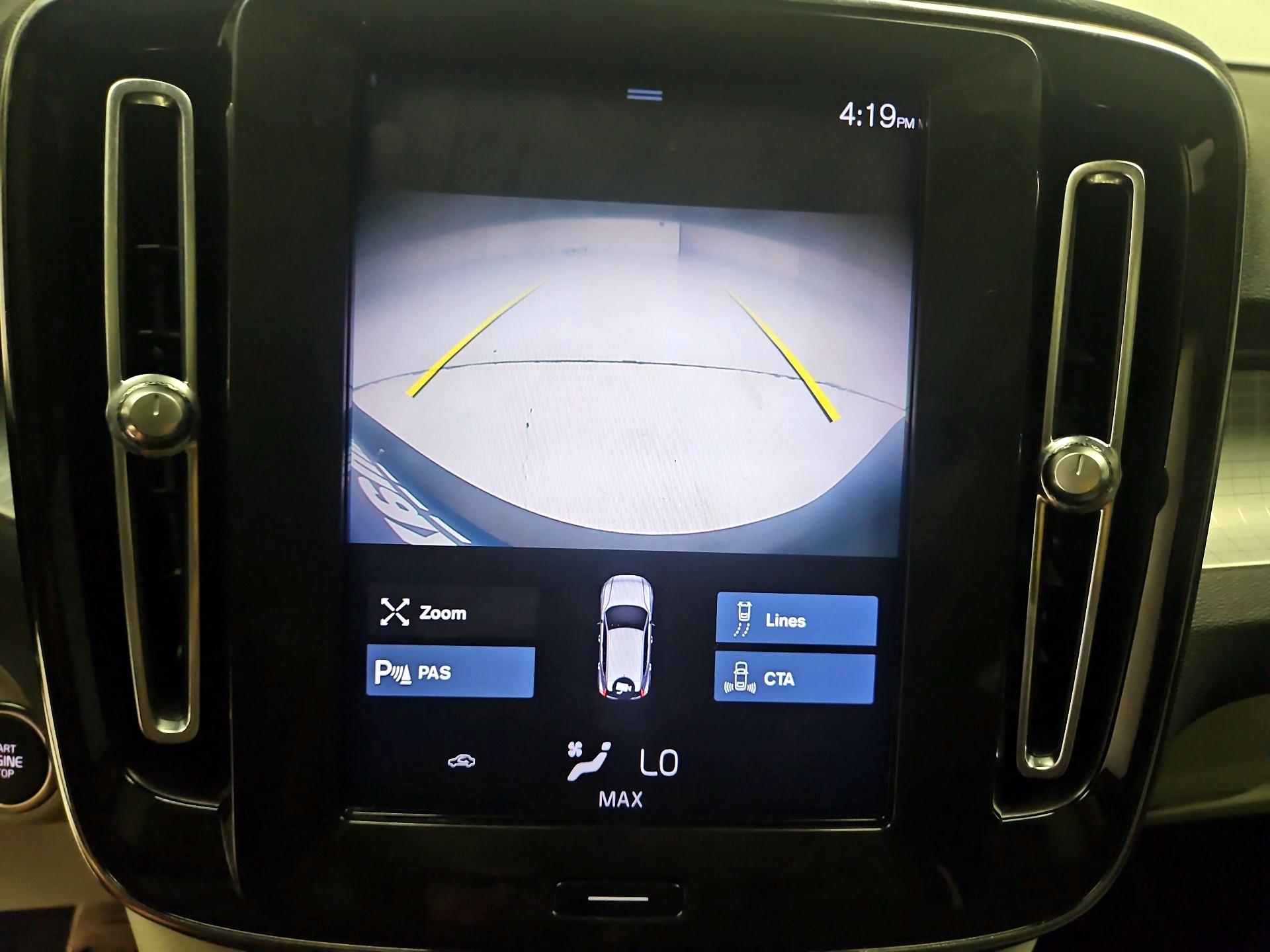 Thumbnail: 2020 Volvo XC40 - 13
