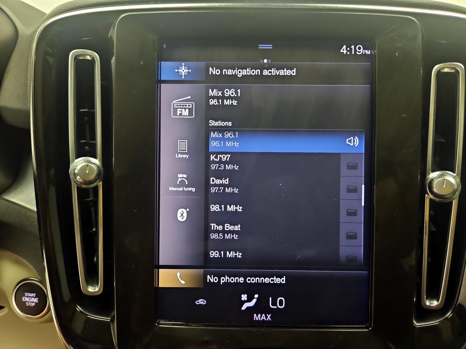Thumbnail: 2020 Volvo XC40 - 14