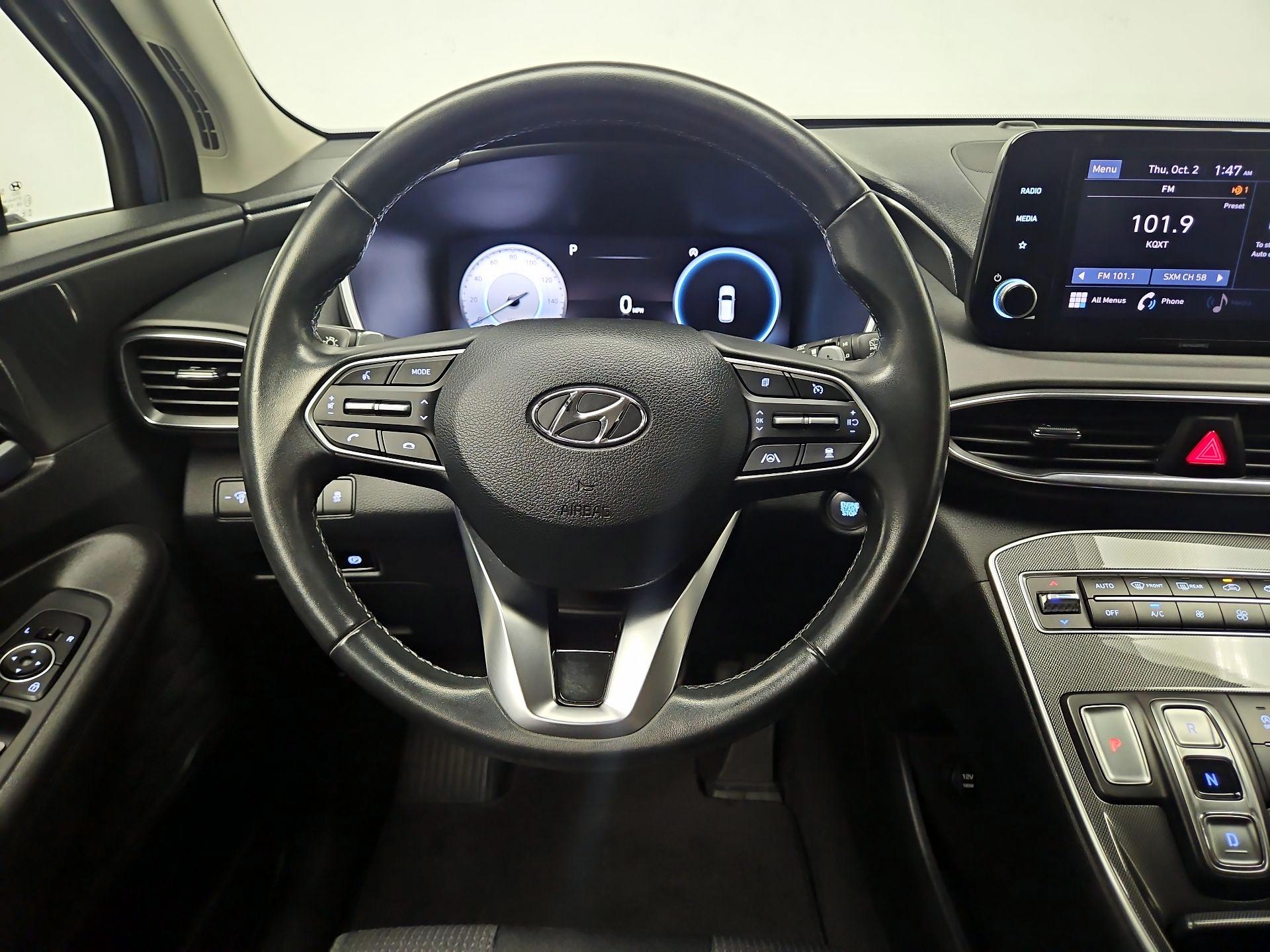 Thumbnail: 2022 Hyundai Santa Fe - 10