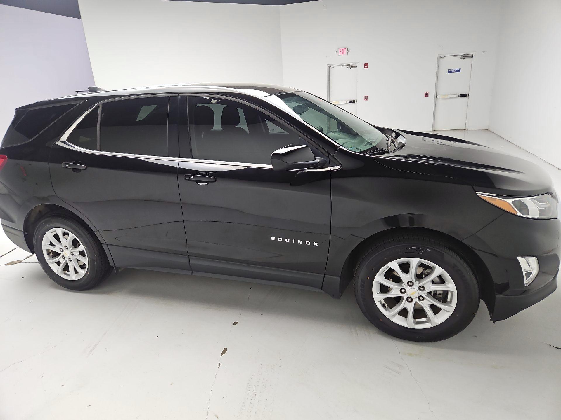 Thumbnail: 2019 Chevrolet Equinox - 4
