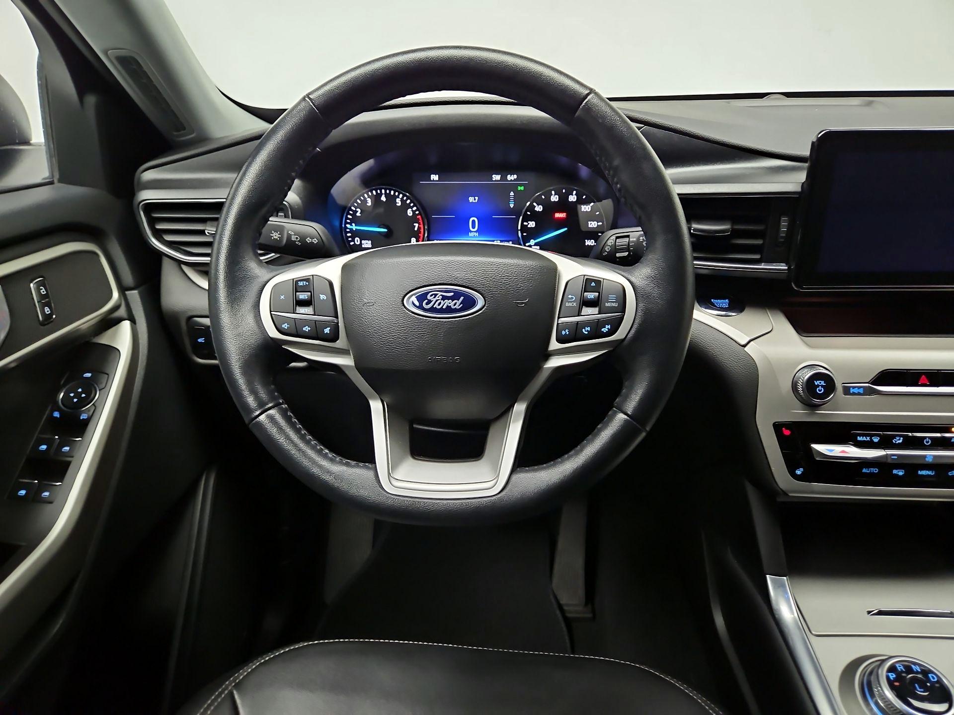 Thumbnail: 2023 Ford Explorer - 10