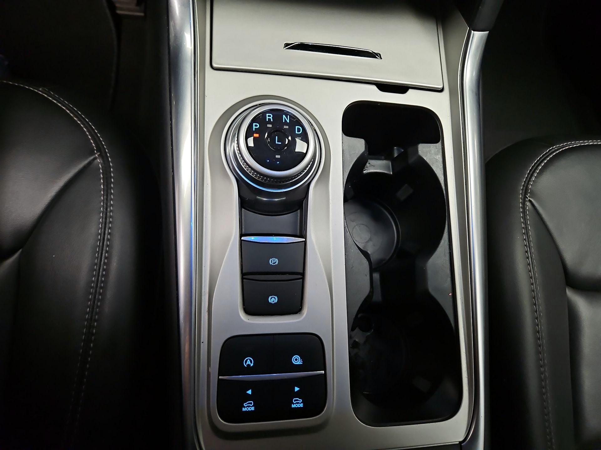 Thumbnail: 2023 Ford Explorer - 17