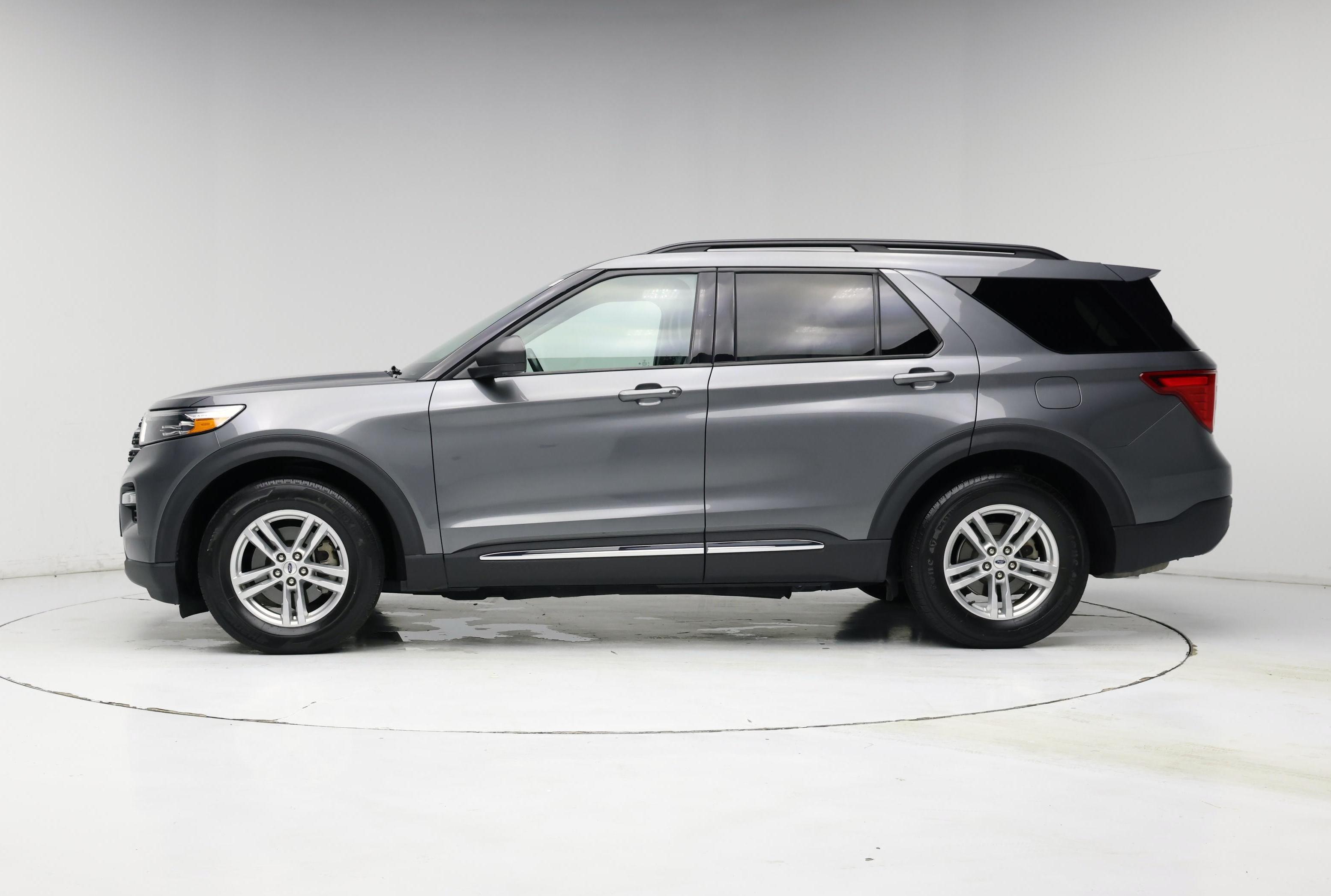 Thumbnail: 2023 Ford Explorer - 3
