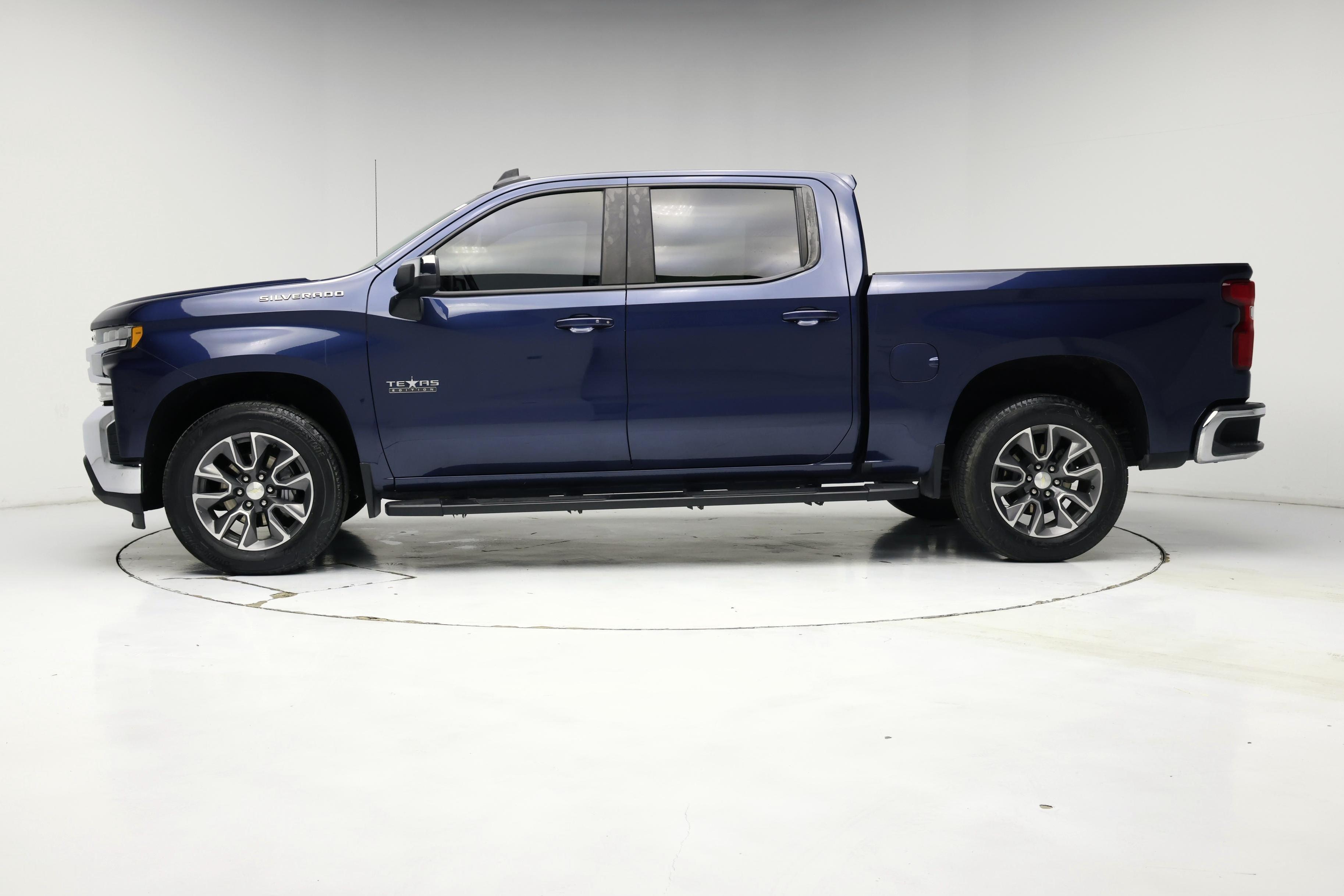 Thumbnail: 2021 Chevrolet Silverado 1500 - 3