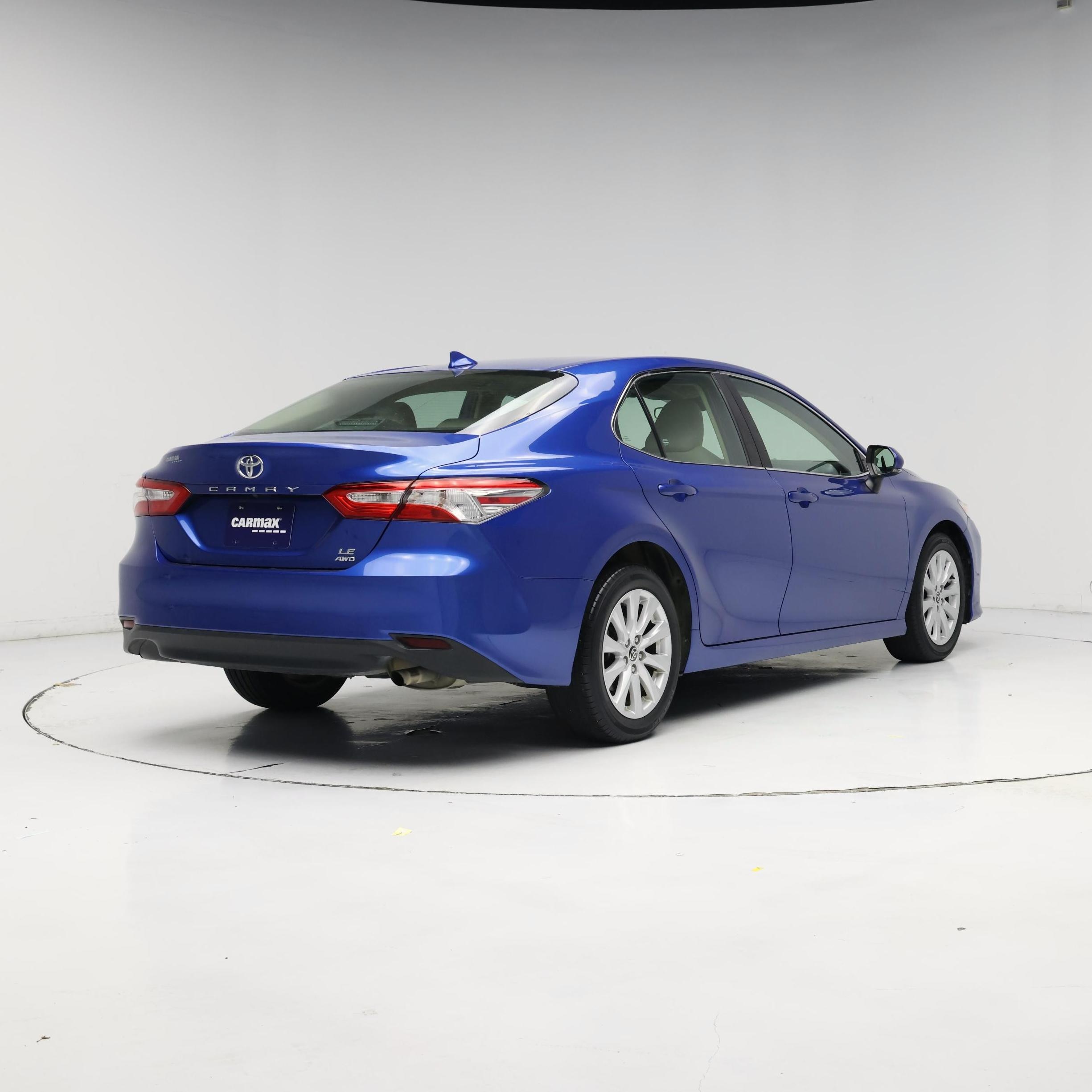 Thumbnail: 2020 Toyota Camry - 8