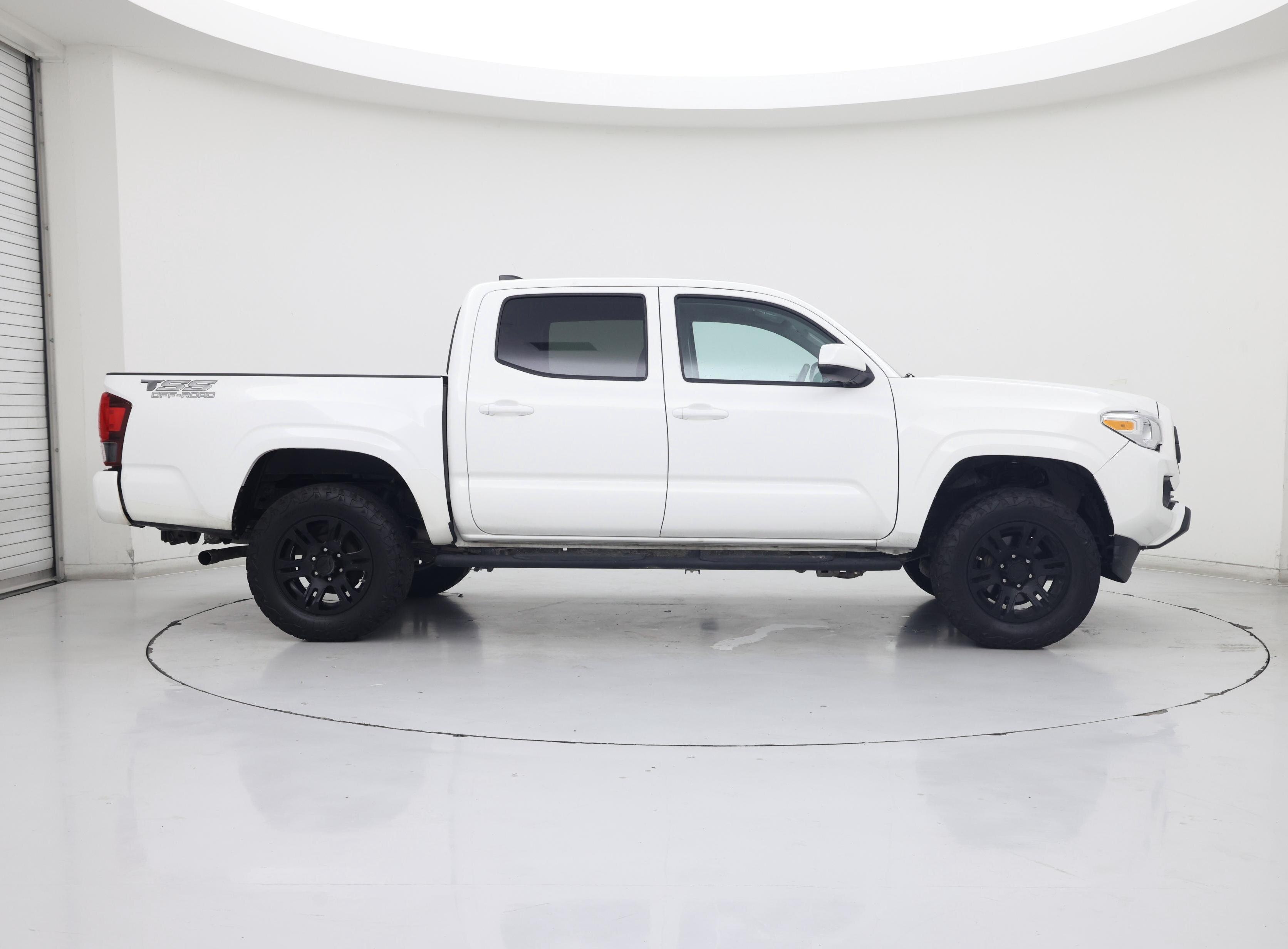 Thumbnail: 2022 Toyota Tacoma - 7