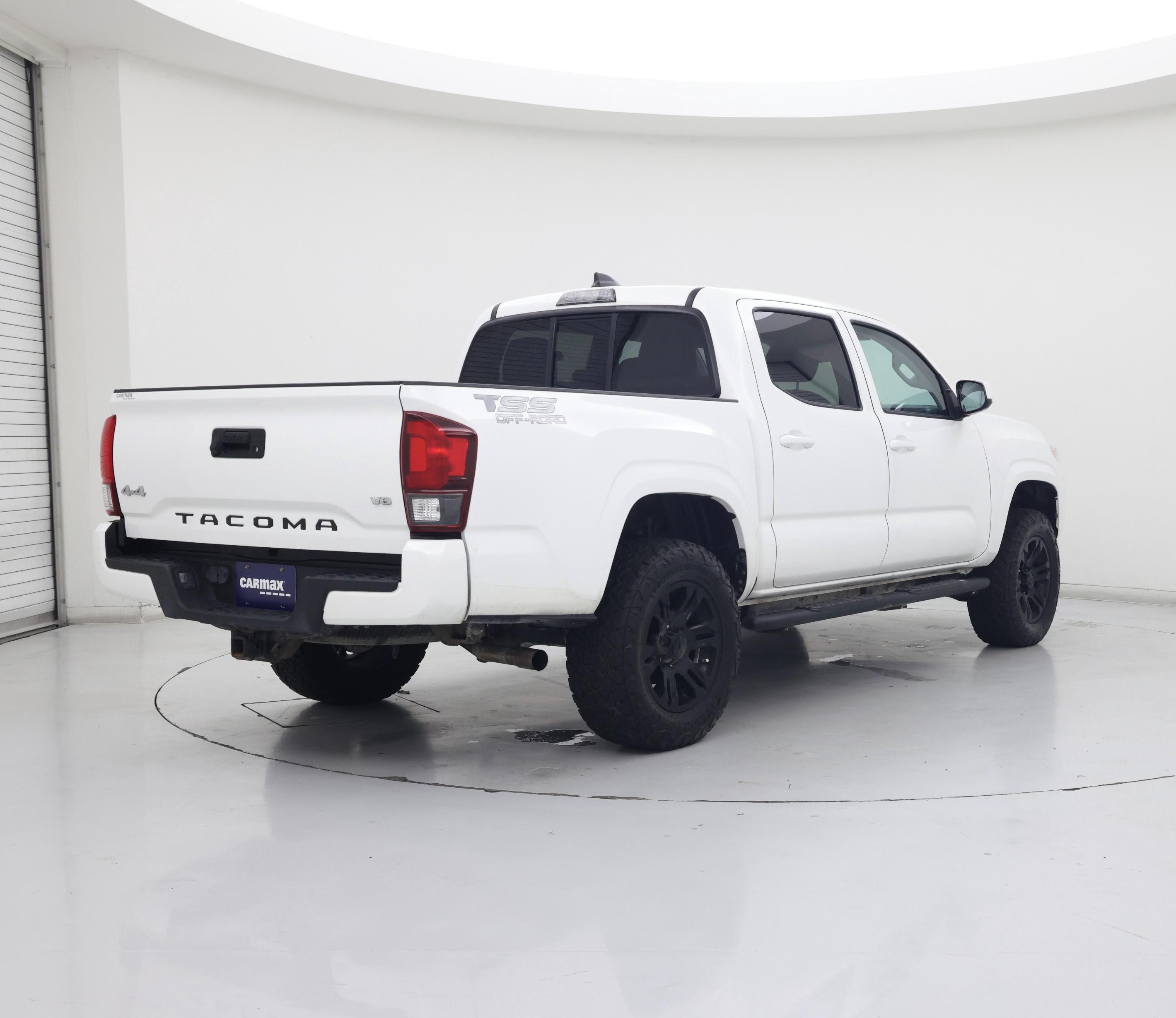 Thumbnail: 2022 Toyota Tacoma - 8