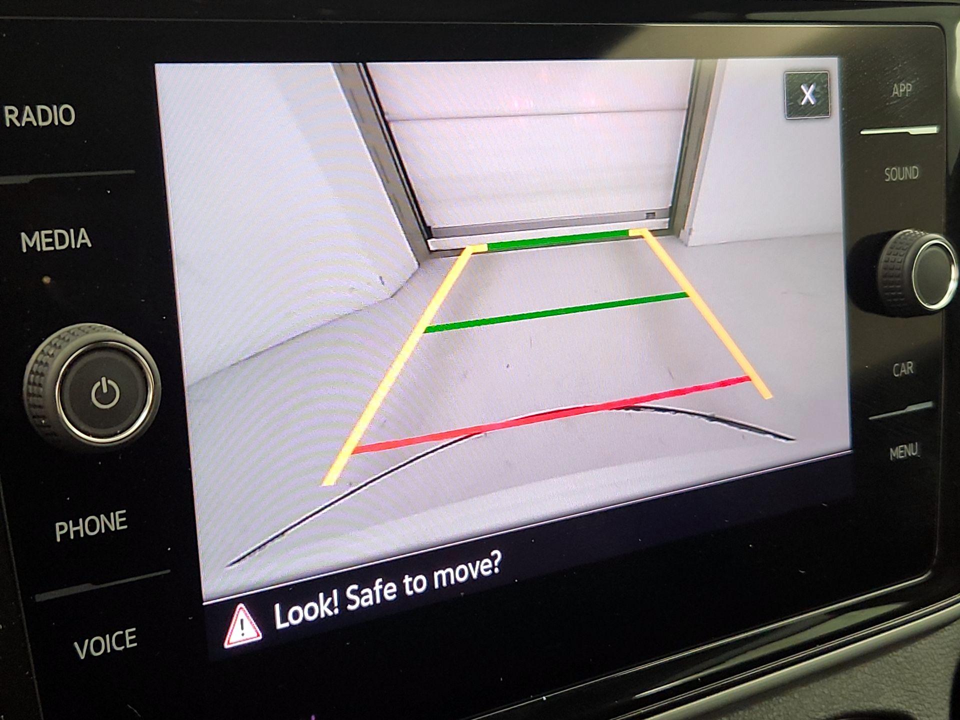 Thumbnail: 2023 Volkswagen Atlas - 14