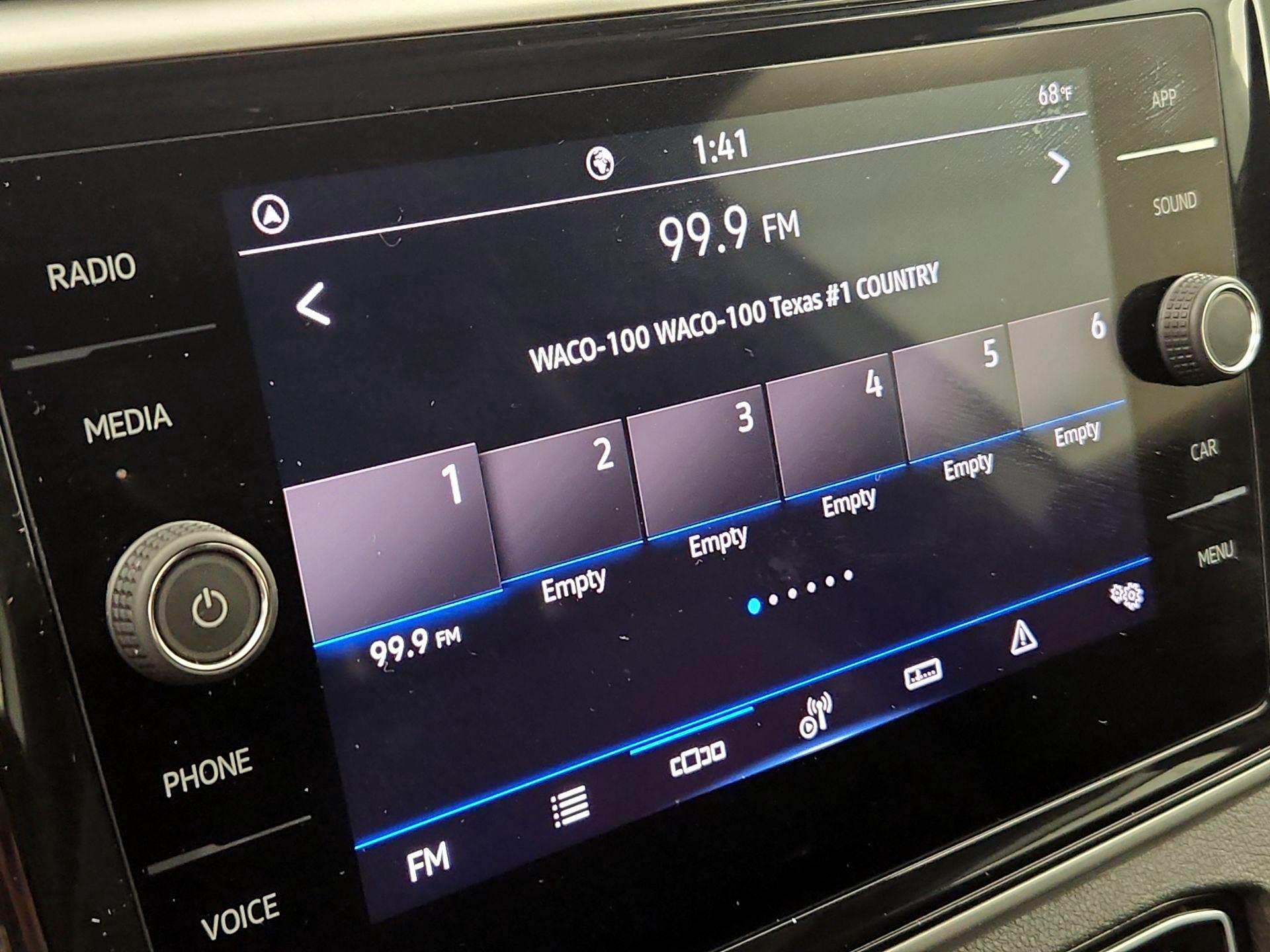 Thumbnail: 2023 Volkswagen Atlas - 15