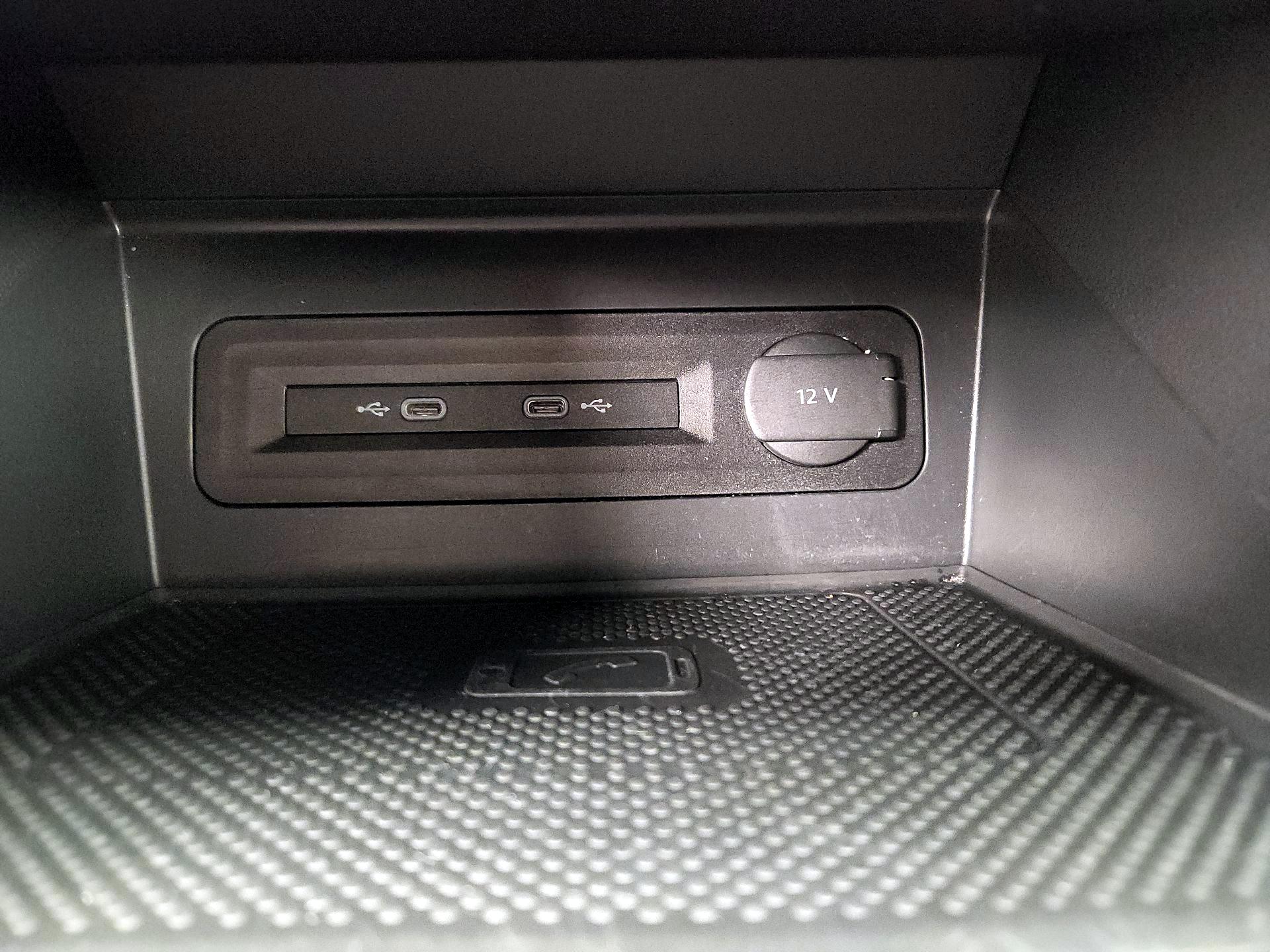 Thumbnail: 2023 Volkswagen Atlas - 18