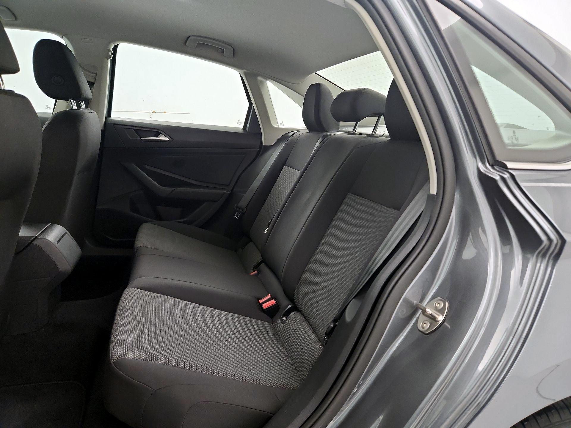 Thumbnail: 2020 Volkswagen Jetta - 19