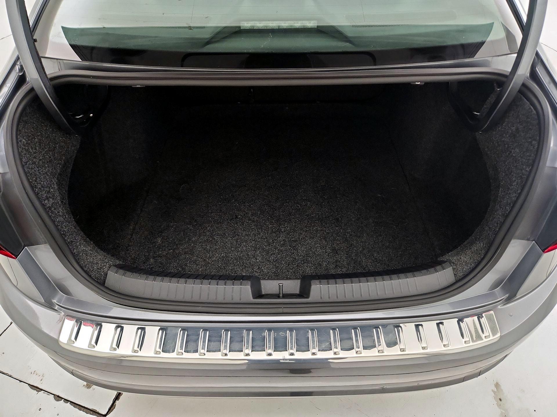 Thumbnail: 2020 Volkswagen Jetta - 20