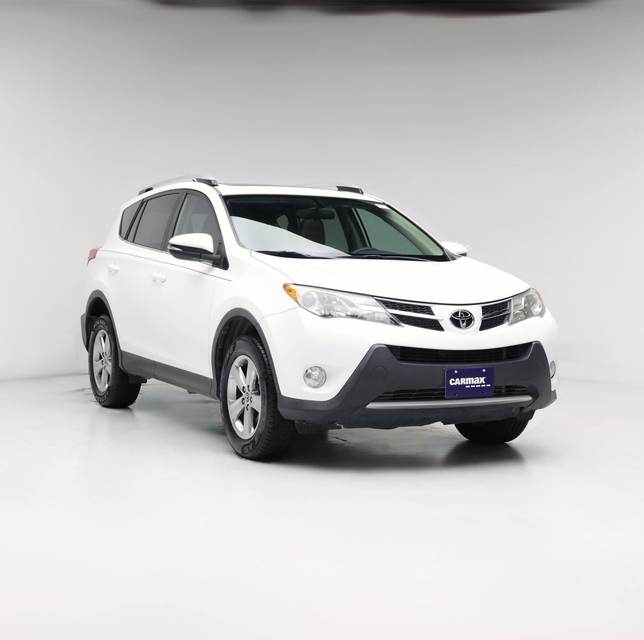 Thumbnail: 2015 Toyota RAV4 - 1
