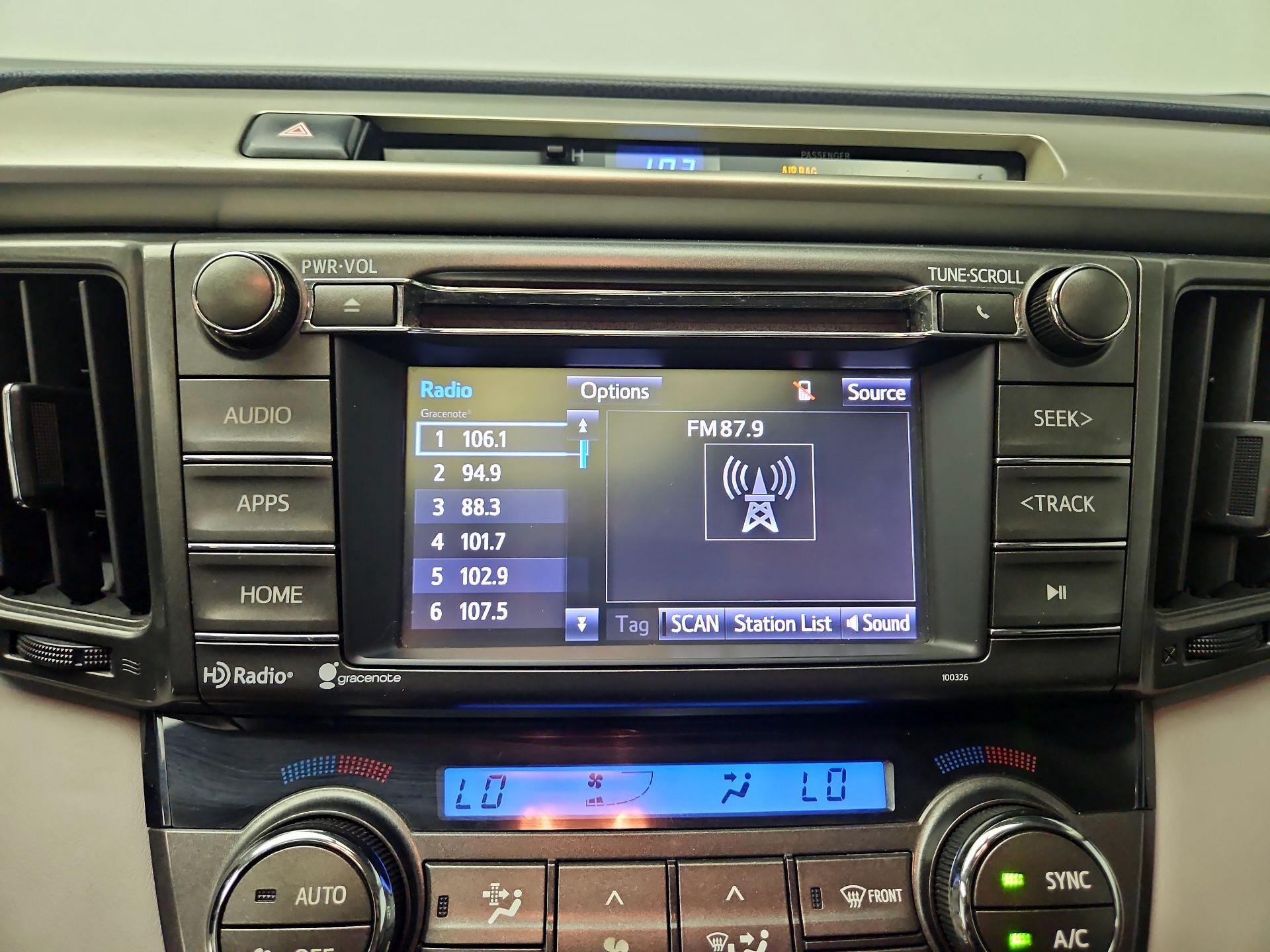 Thumbnail: 2015 Toyota RAV4 - 15