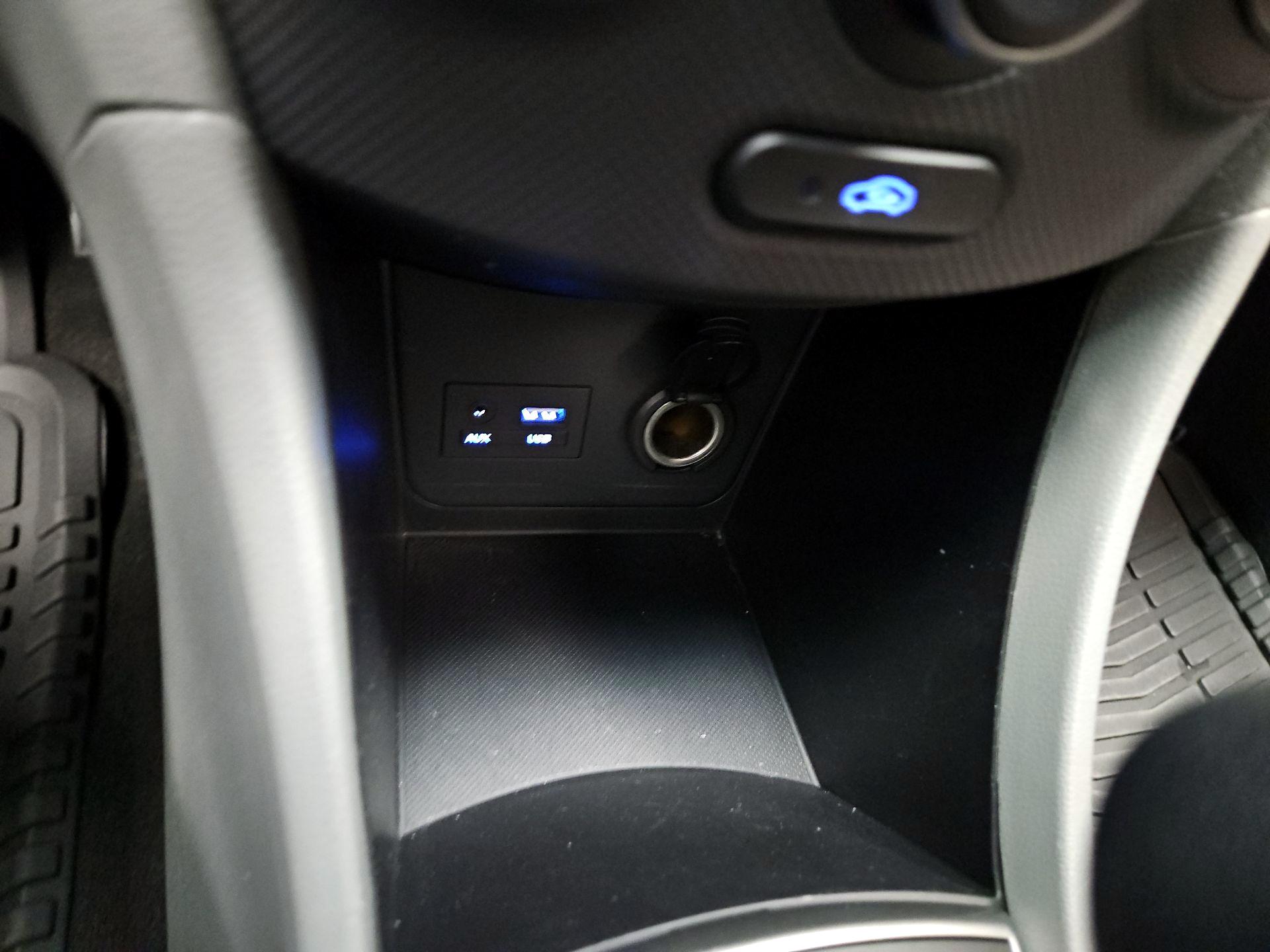 Thumbnail: 2016 Hyundai Accent - 17