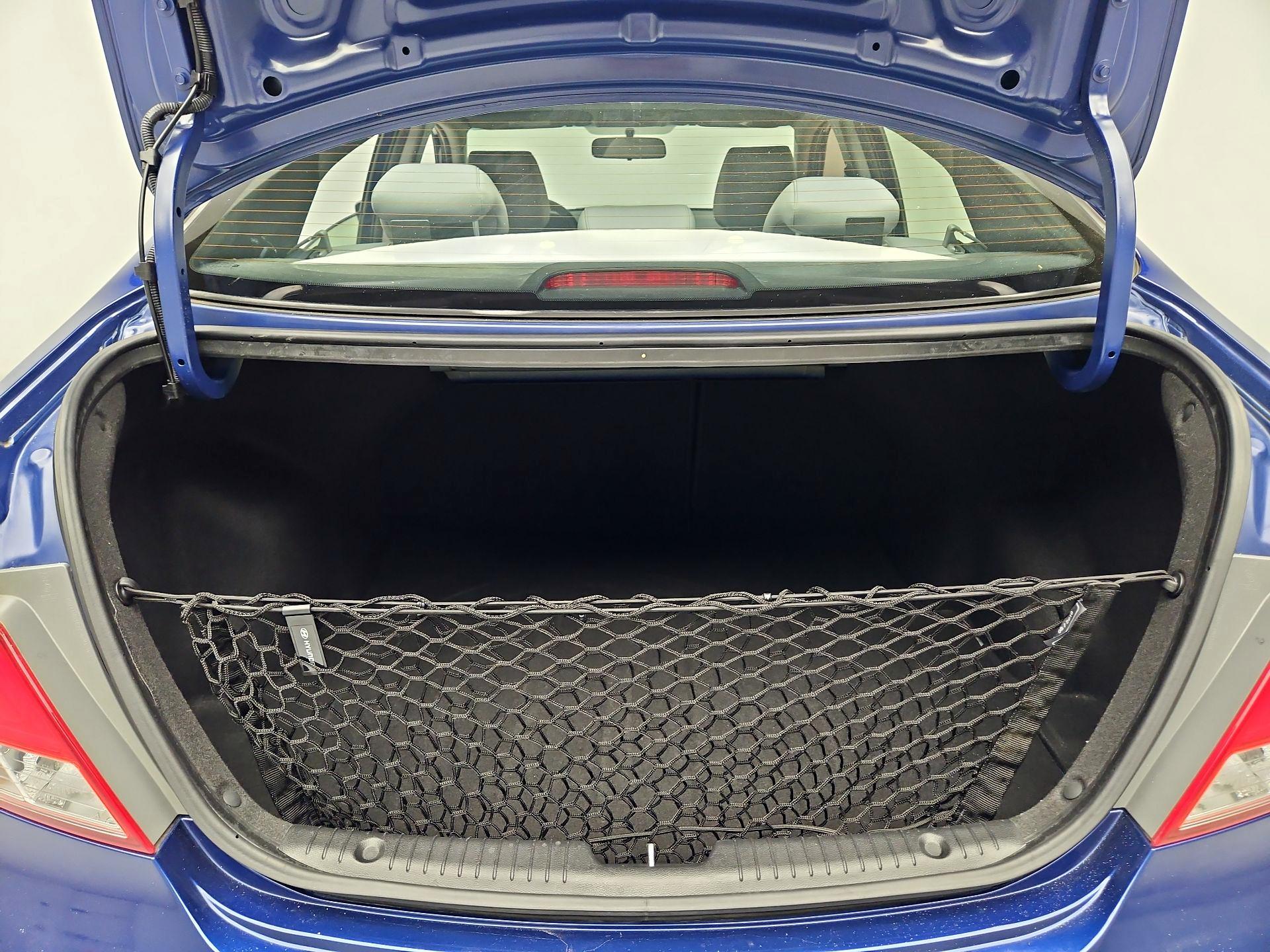 Thumbnail: 2016 Hyundai Accent - 19