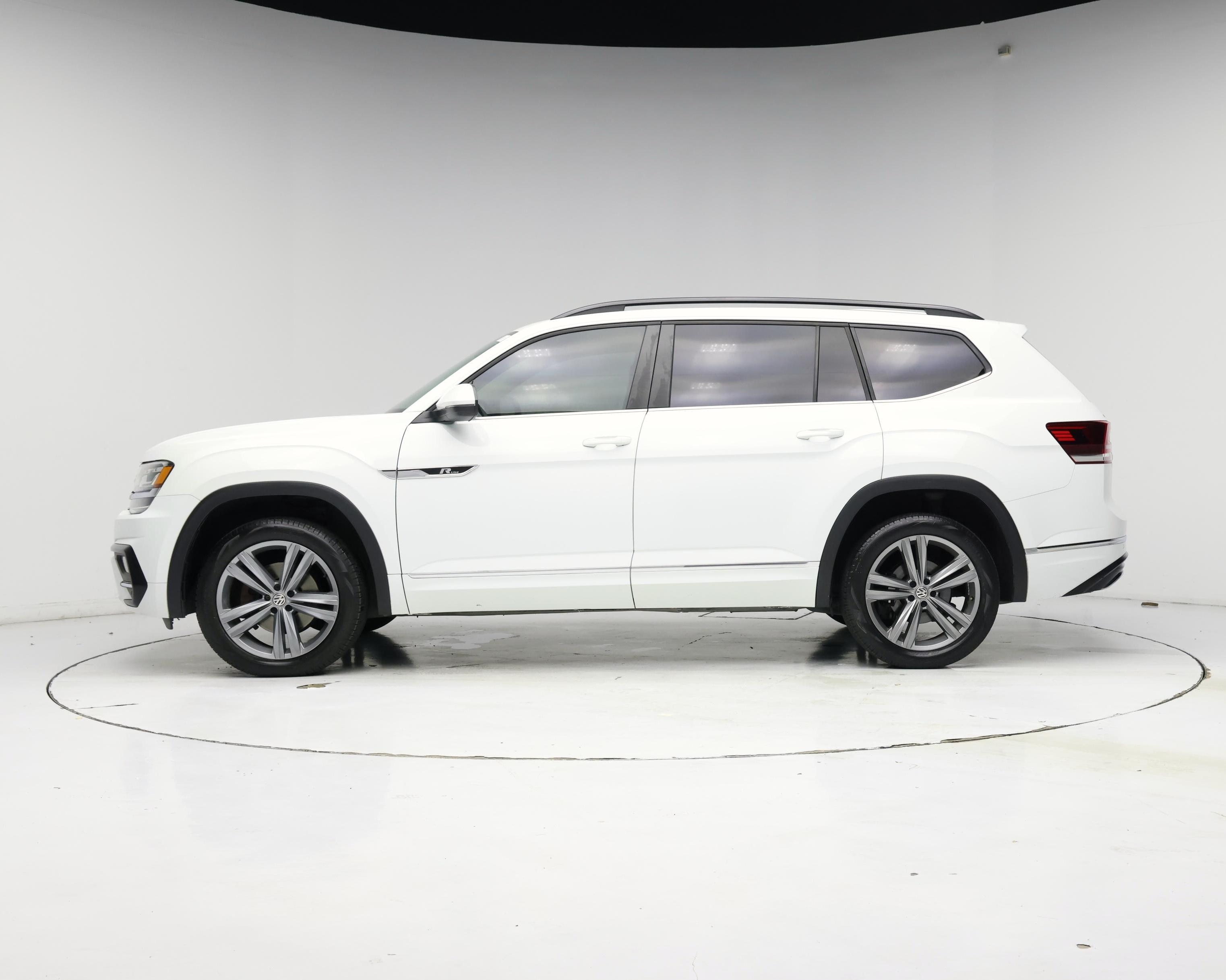 Thumbnail: 2020 Volkswagen Atlas - 3
