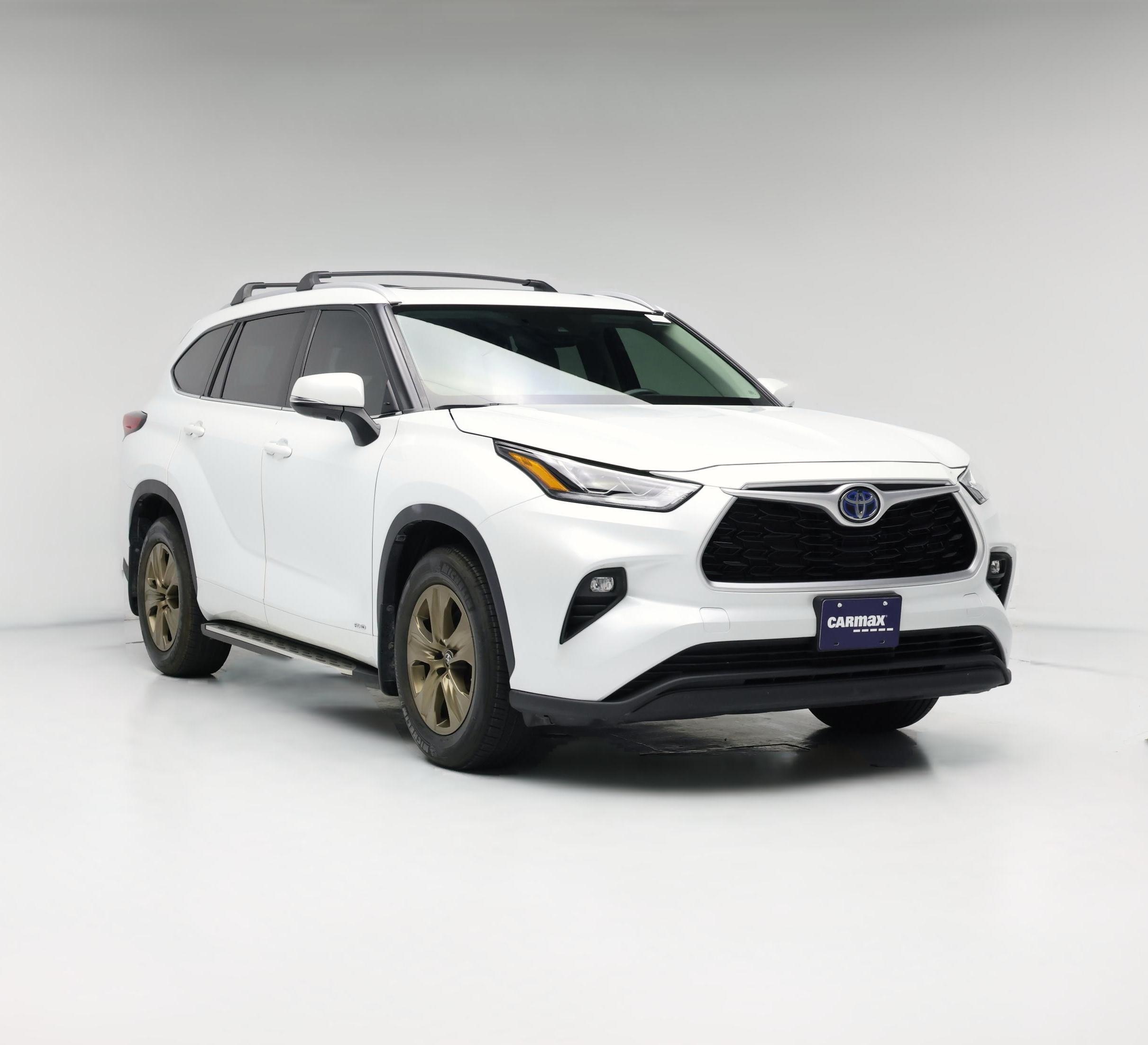 Thumbnail: 2022 Toyota Highlander - 1