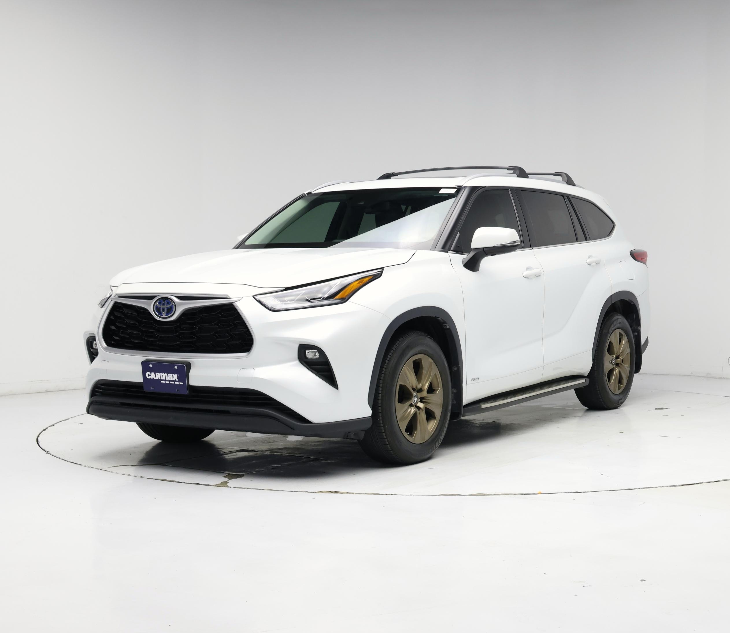 Thumbnail: 2022 Toyota Highlander - 4